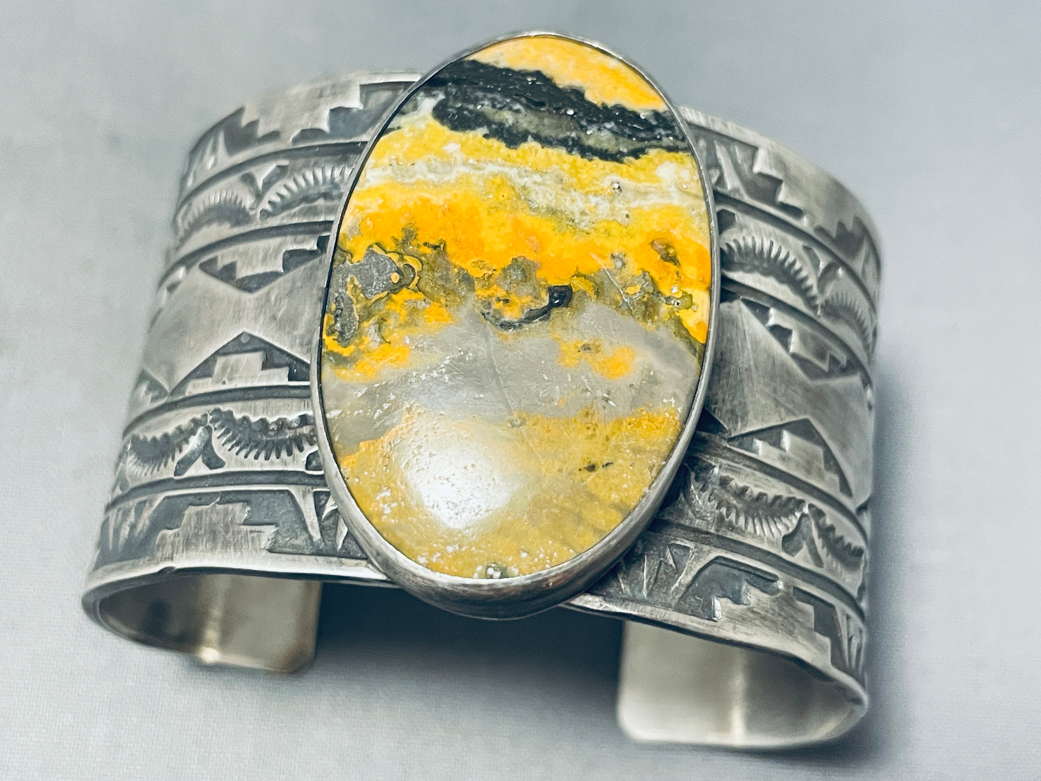 172g Navajo Sterling Silver Bracelet with Yellow Jasper - Handmade Native American Jewelry for Women, Perfect for Gifts, Boho Style & Everyday Wear