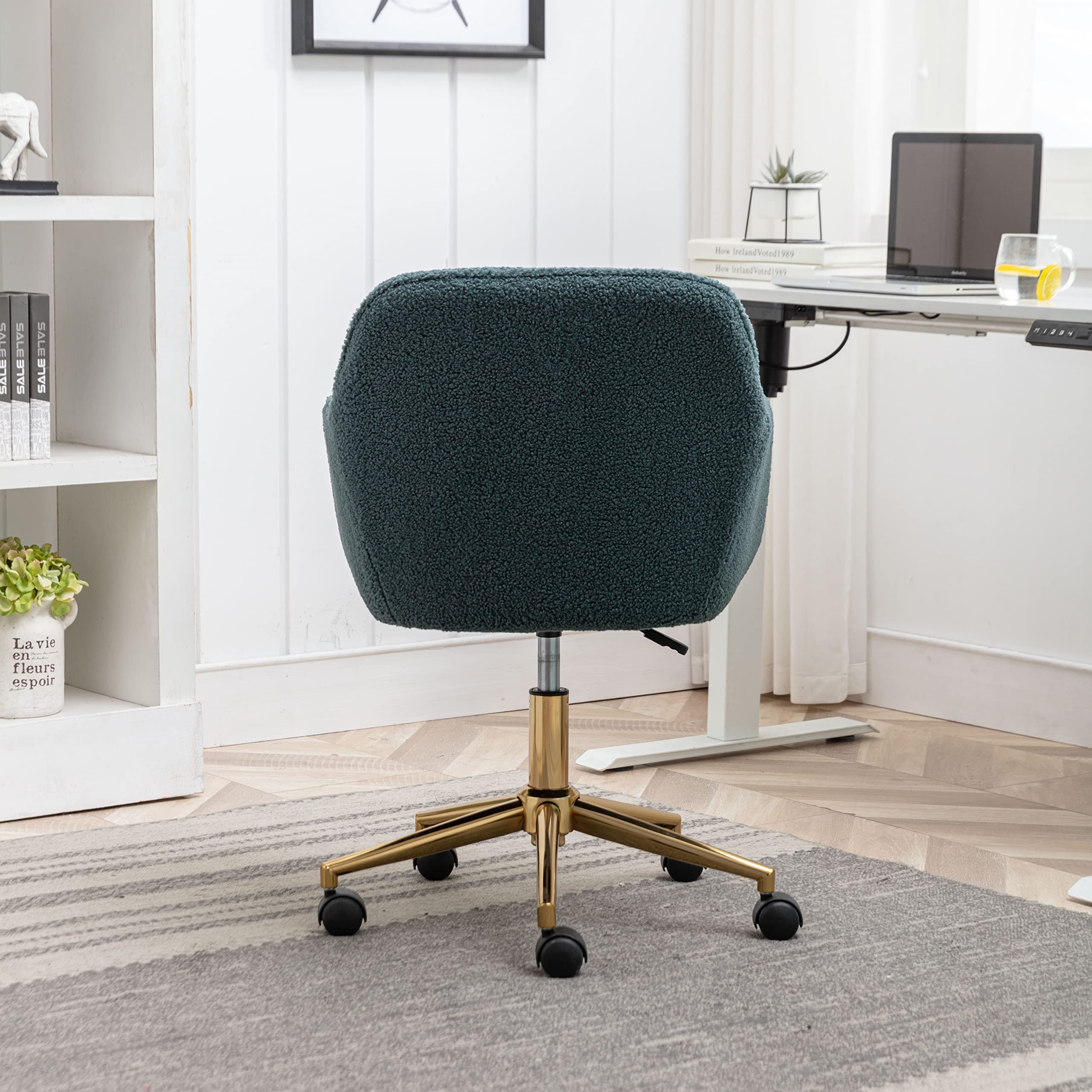 Goujxcy Fluffy Faux Fur Office Chair - Dark Green Upholstered Swivel Desk Chair with Adjustable Height for Home Office, Vanity, Gaming & Study | Modern Accent Task Chair for Workstation, Dressing Table & Bedroom Decor