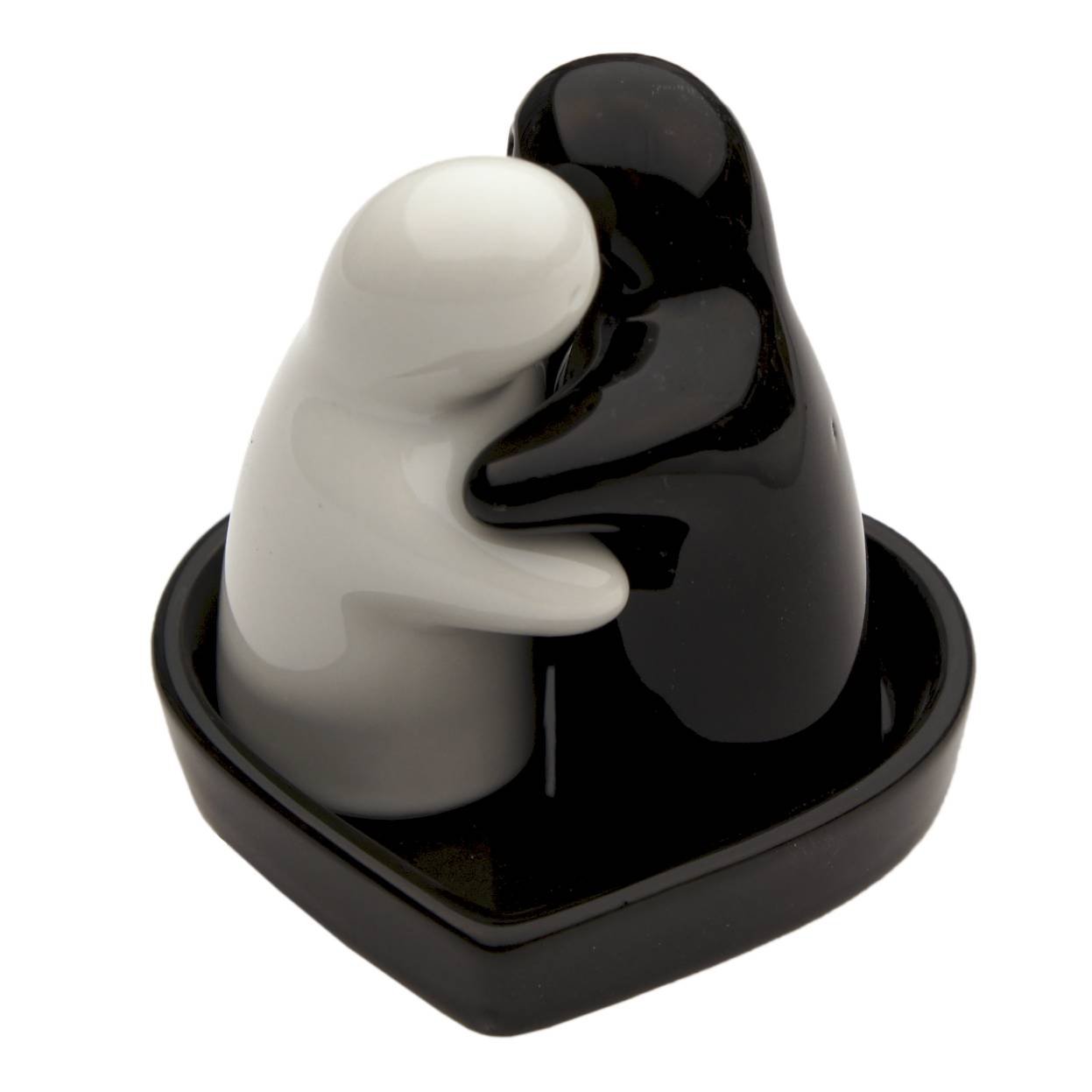 Black & White Heart Plate Set - 3-Piece for Dining & Gifting