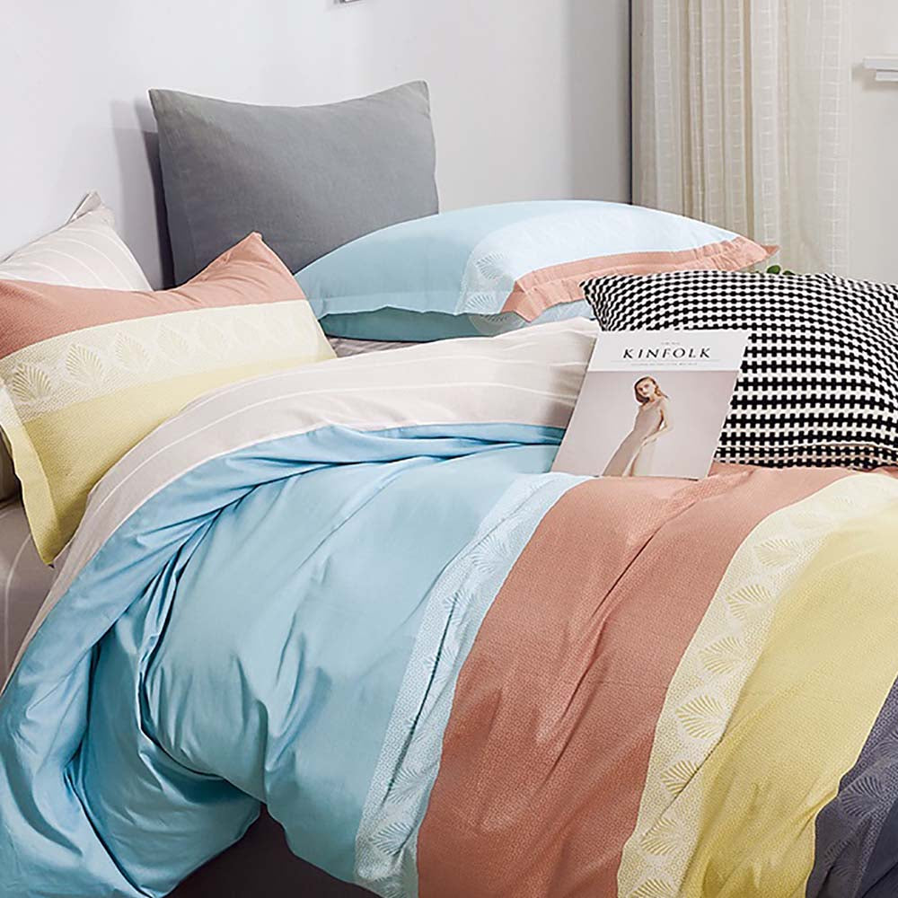 Cassie Multi Quilt Cover Set - King Size Bedding Set with Soft Fabric & Stylish Design - Perfect for Master Bedroom, Guest Room & Luxury Hotels