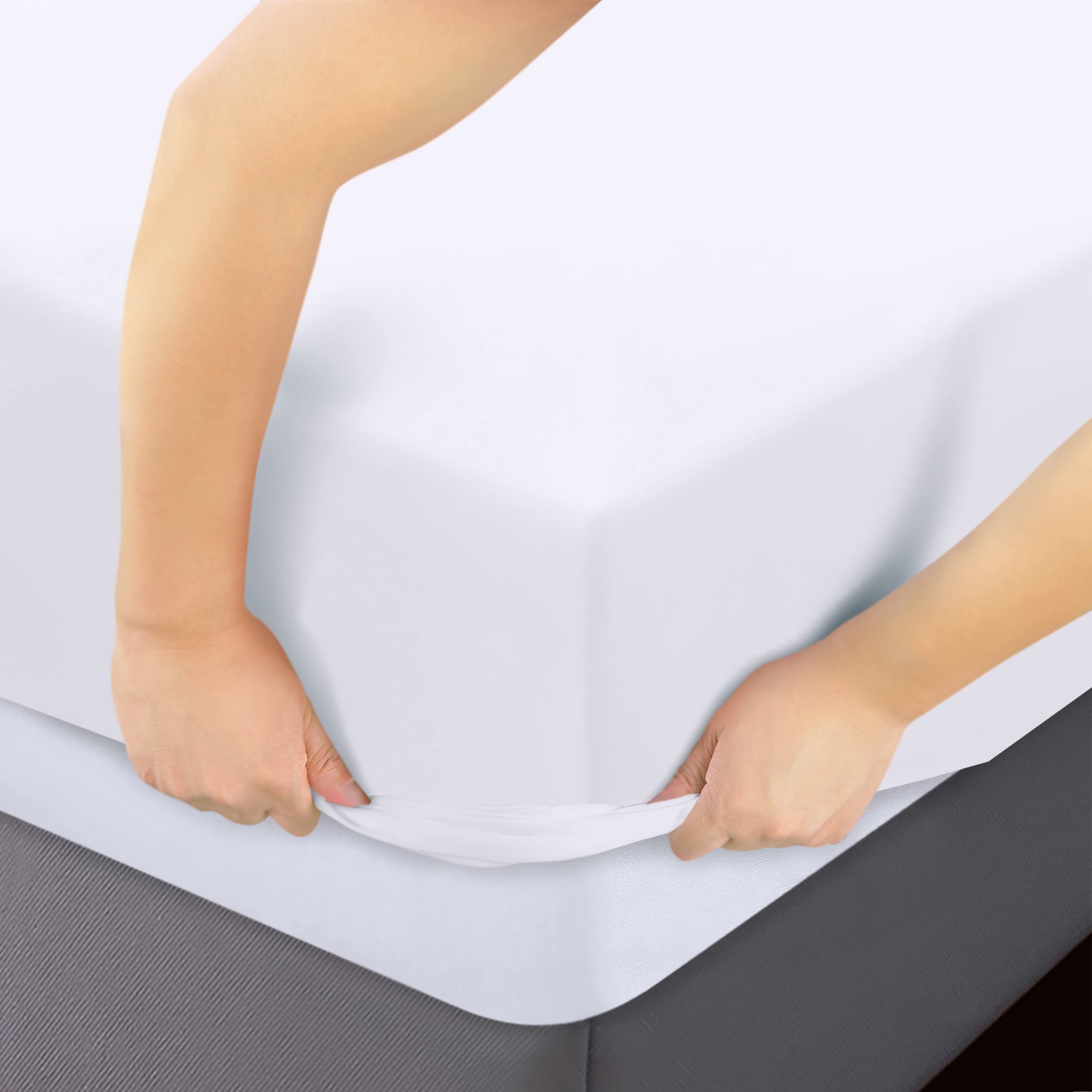 NHNHN Deep Pocket Fitted Sheet - Queen Size Soft Microfiber Bed Sheet - Wrinkle, Shrink & Fade Resistant - Easy Care Machine Washable - Perfect for Women, Teens & Kids Bedrooms (White) - Ideal for Guest Rooms, Dorms & Cozy Home Decor