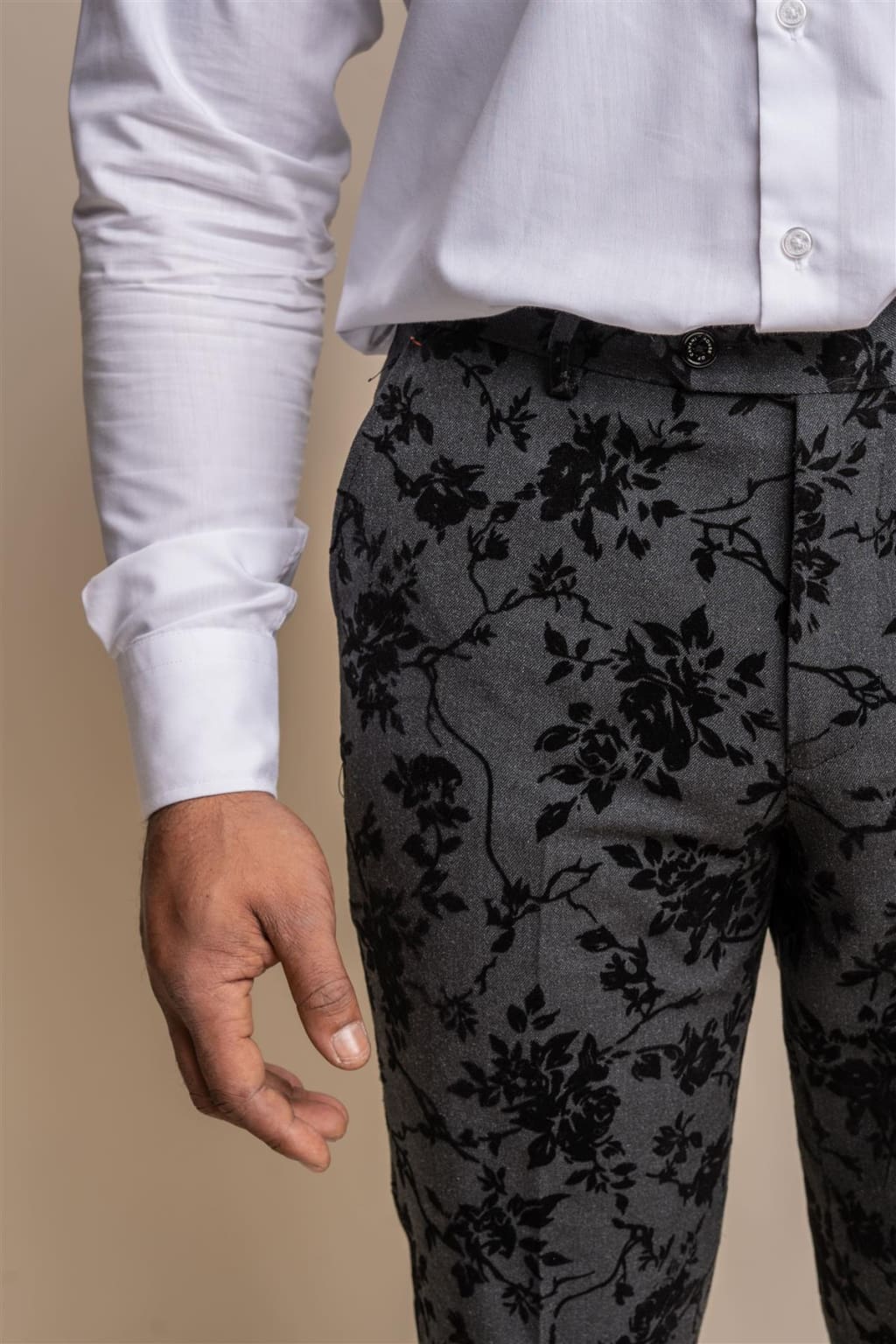 Cavani Georgi Floral 3-Piece Black Red Carpet Suit for Men - Elegant Formal Wear for Weddings, Prom & Special Occasions