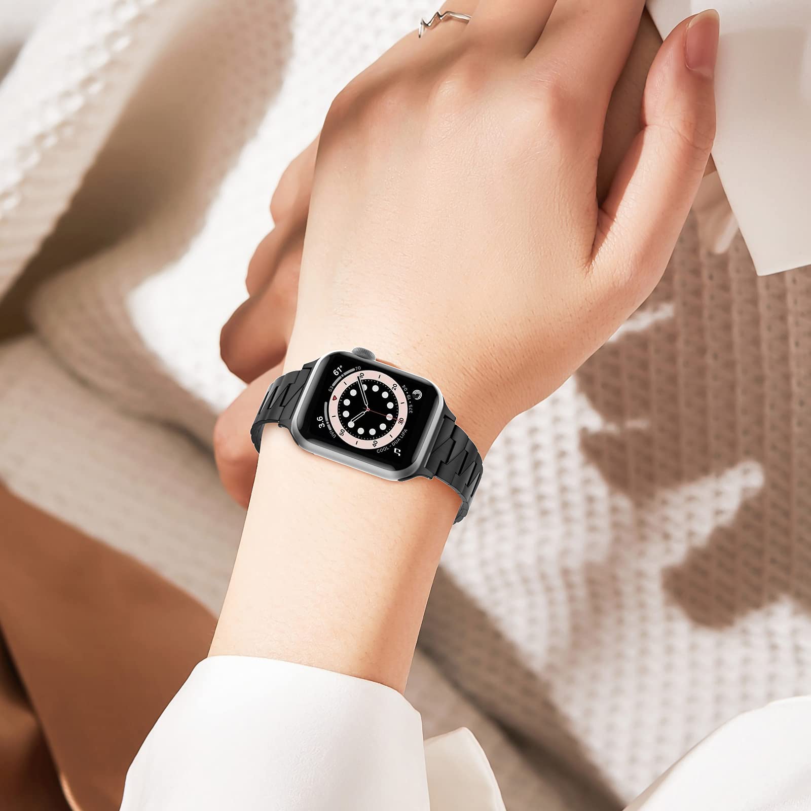 Premium Stainless Steel Apple Watch Band 38mm 40mm 42mm 44mm - Slim Replacement Strap for iWatch Series 9/8/7/6/5/4/3/2/1/SE - Unisex Couples Bracelet for Men & Women - Perfect for Workouts, Office Wear & Everyday Fashion