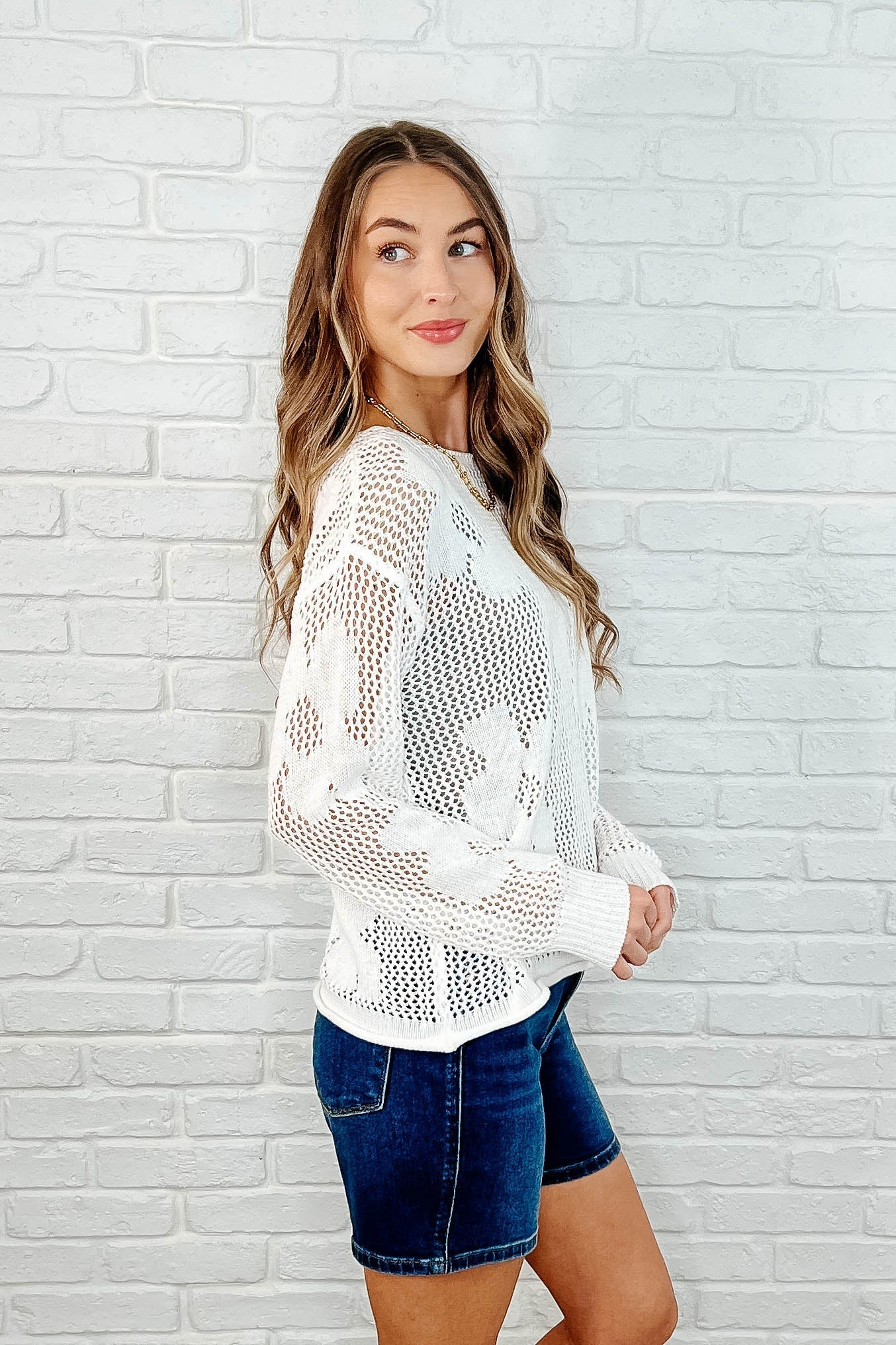 Off White Layering Top for Women - Lightweight Breezy Blouse for Summer & Spring | Perfect for Casual Outfits, Beach Wear & Layering