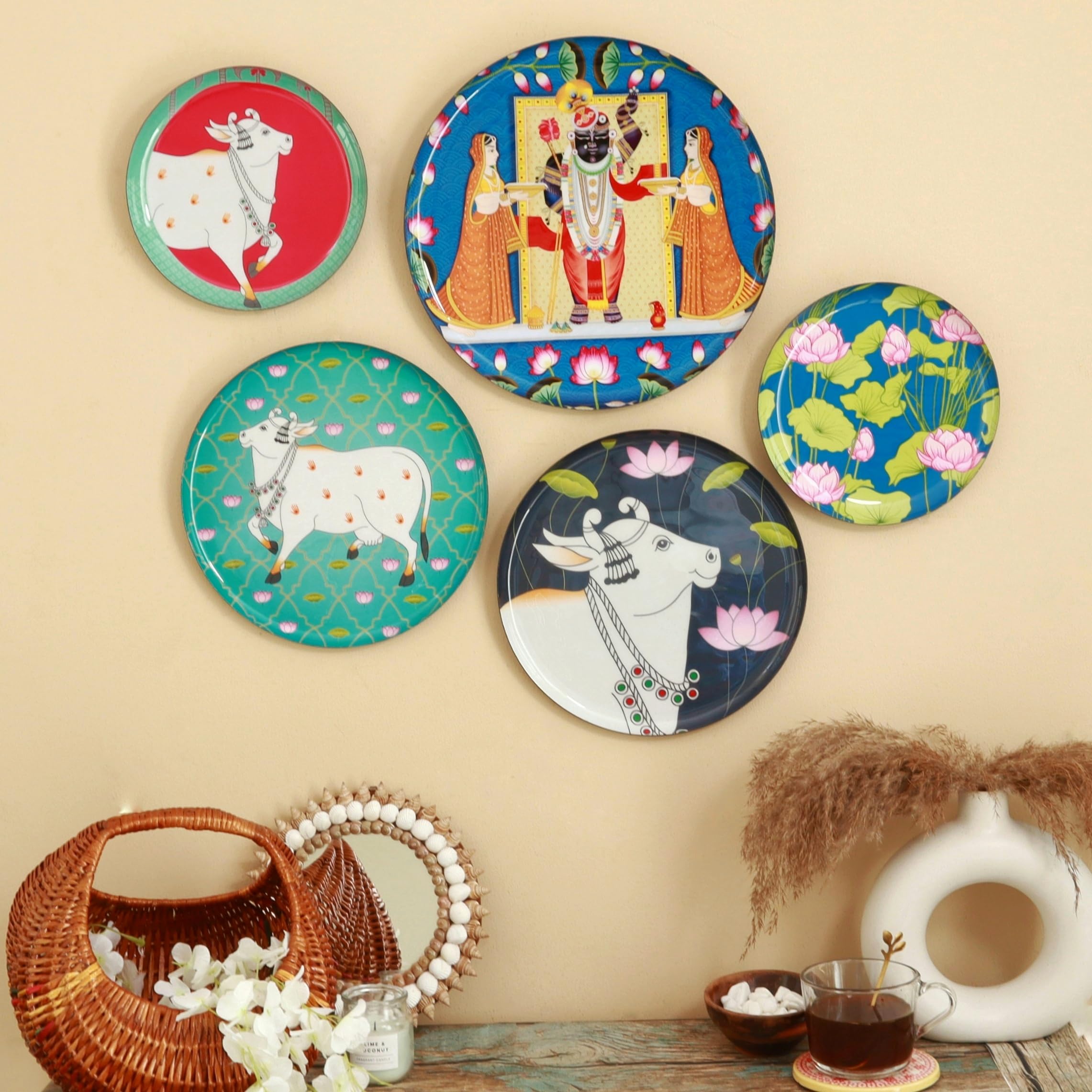 Handmade Pichwai Iron Wall Art Plates Set of 5 - Traditional Indian Metal Wall Decor for Living Room, Bedroom & Dining Room - Rustic Home Decor Accent - Perfect for Boho, Ethnic & Spiritual Interior Design Themes