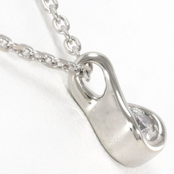 18K White Gold Diamond Pendant Necklace for Women - Elegant & Timeless Jewelry Gift for Anniversary, Wedding, or Special Occasions