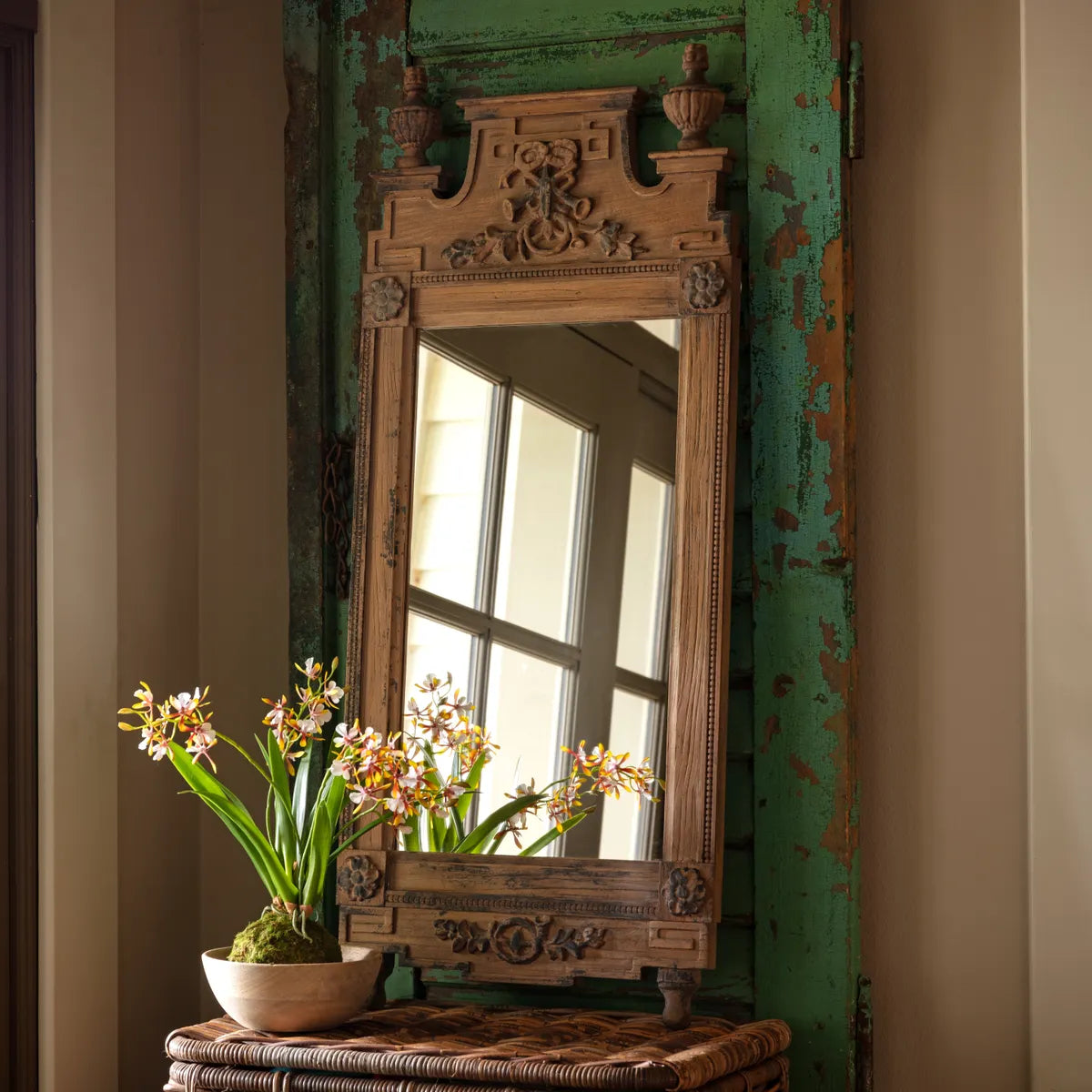 Elegant Manor Hall Mirror - Vintage Gold Full-Length Wall Mirror for Entryway, Living Room & Bedroom Decor