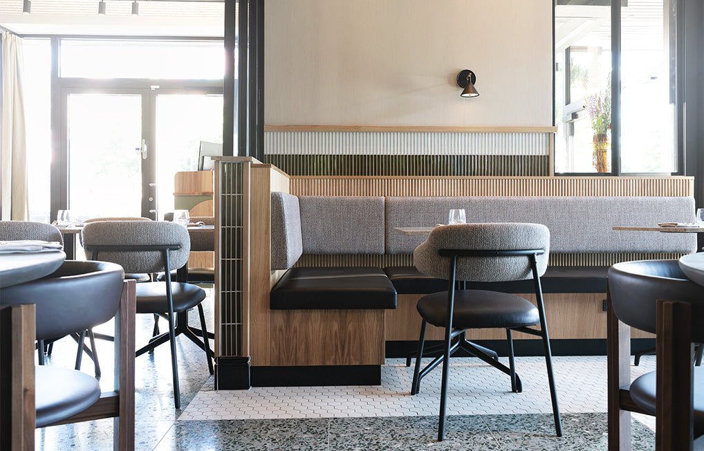 Aloa Chair by Artifort - Modern Lounge Chair for Living Room, Office & Waiting Area - Ergonomic Design with Premium Comfort