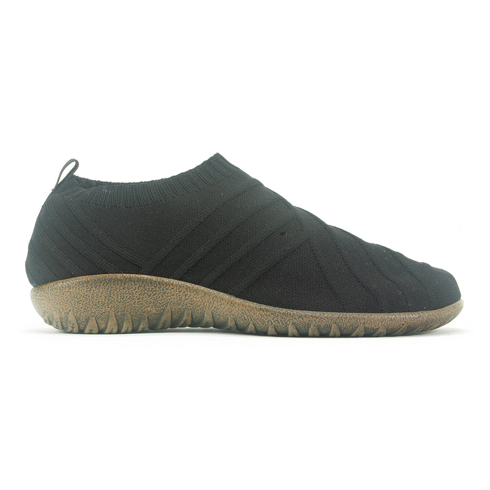 Naot Okahu Comfortable Walking Sandals for Women - Arch Support & Cushioned Footbed - Perfect for Travel, Hiking & Everyday Wear