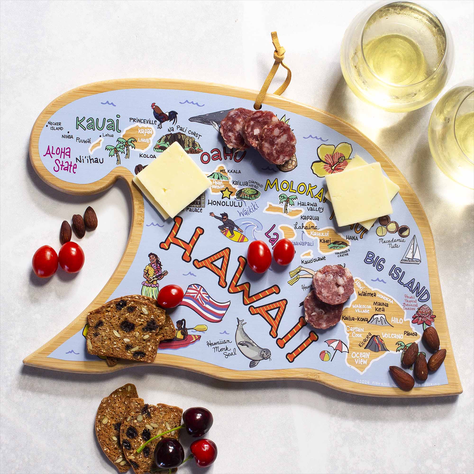 Hawaiian Islands Wooden Cutting Board with Fish Kiss™ Artwork - Perfect for Kitchen Decor & Serving Charcuterie