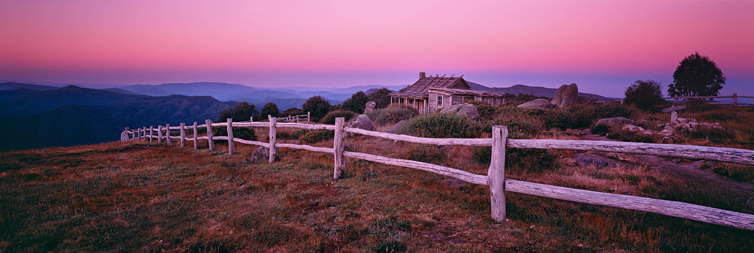 Alpine Retreat - Cozy Cabin Getaway for Nature Lovers | Perfect for Mountain Vacations & Outdoor Adventures