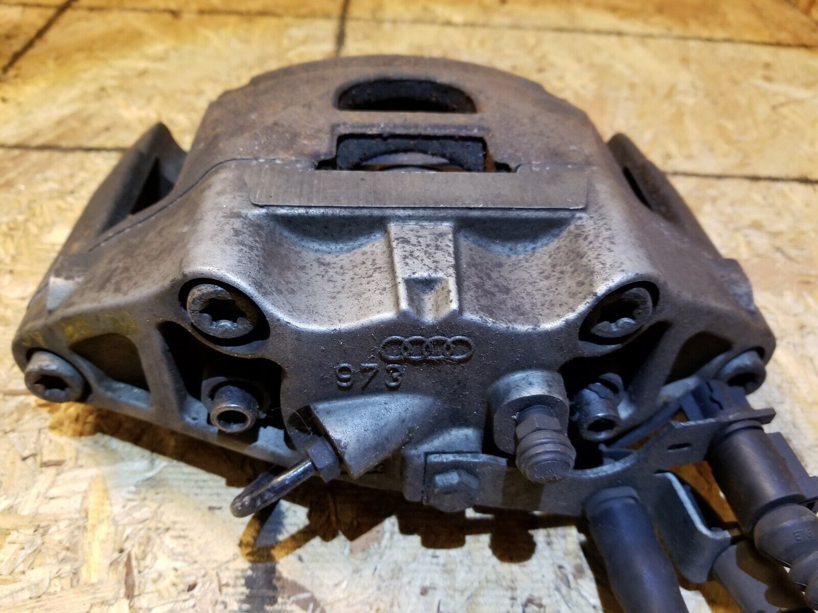 05-08 Audi A6 C6 Front Left Brake Caliper - Driver Side OEM Replacement Part - Perfect for Brake System Repair & Performance Upgrade