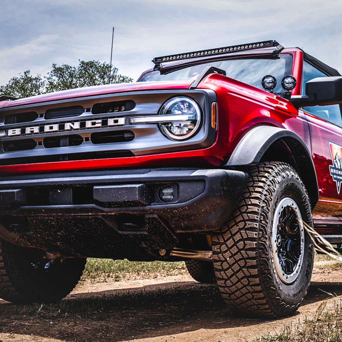 2021-2023 Ford Bronco Rigid 360 Series PRO SAE Fog Light Kit - White LED Off-Road Driving Lights for Adventure & Nighttime Visibility