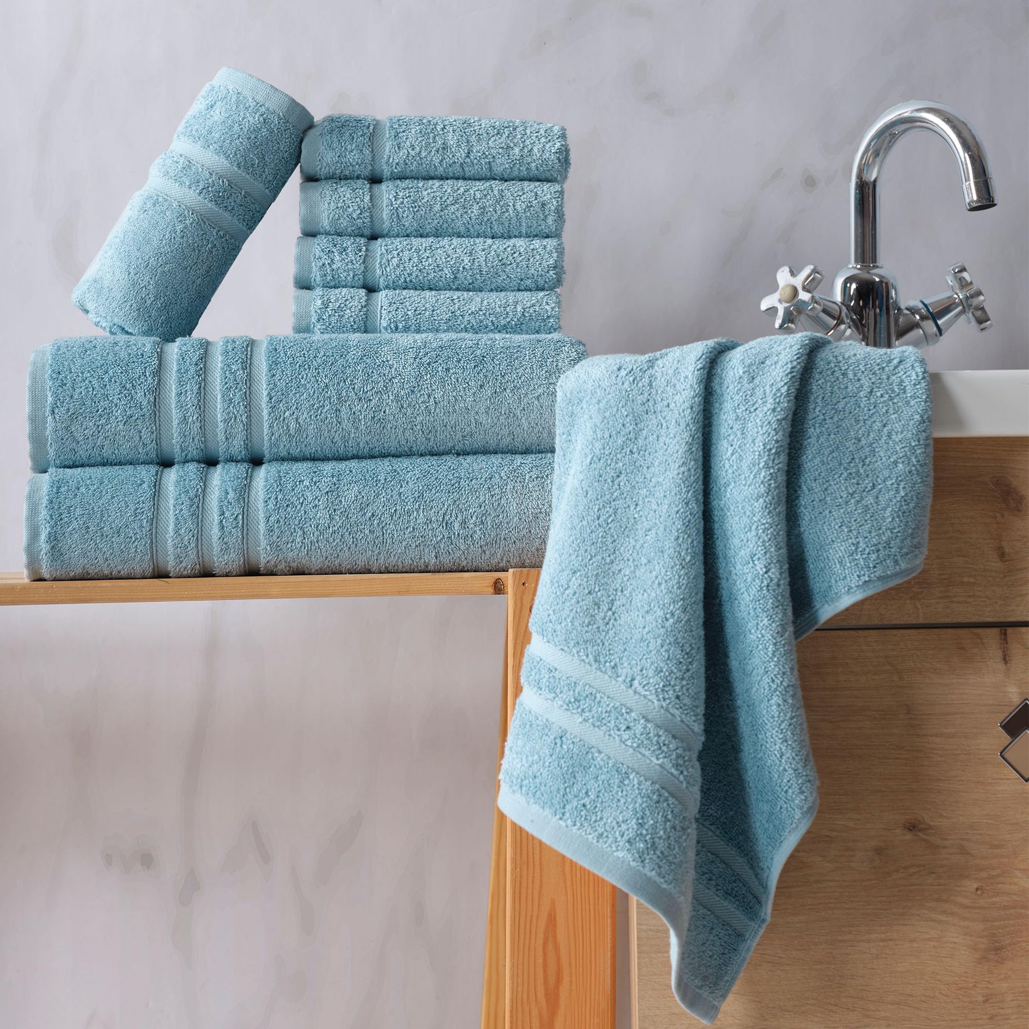 Premium Soft & Absorbent 100% Cotton Bath Towels 4 Pack - 600 GSM Light Blue Linen Towels for Spa, Beach, Gym & Everyday Luxury | Hawmam
