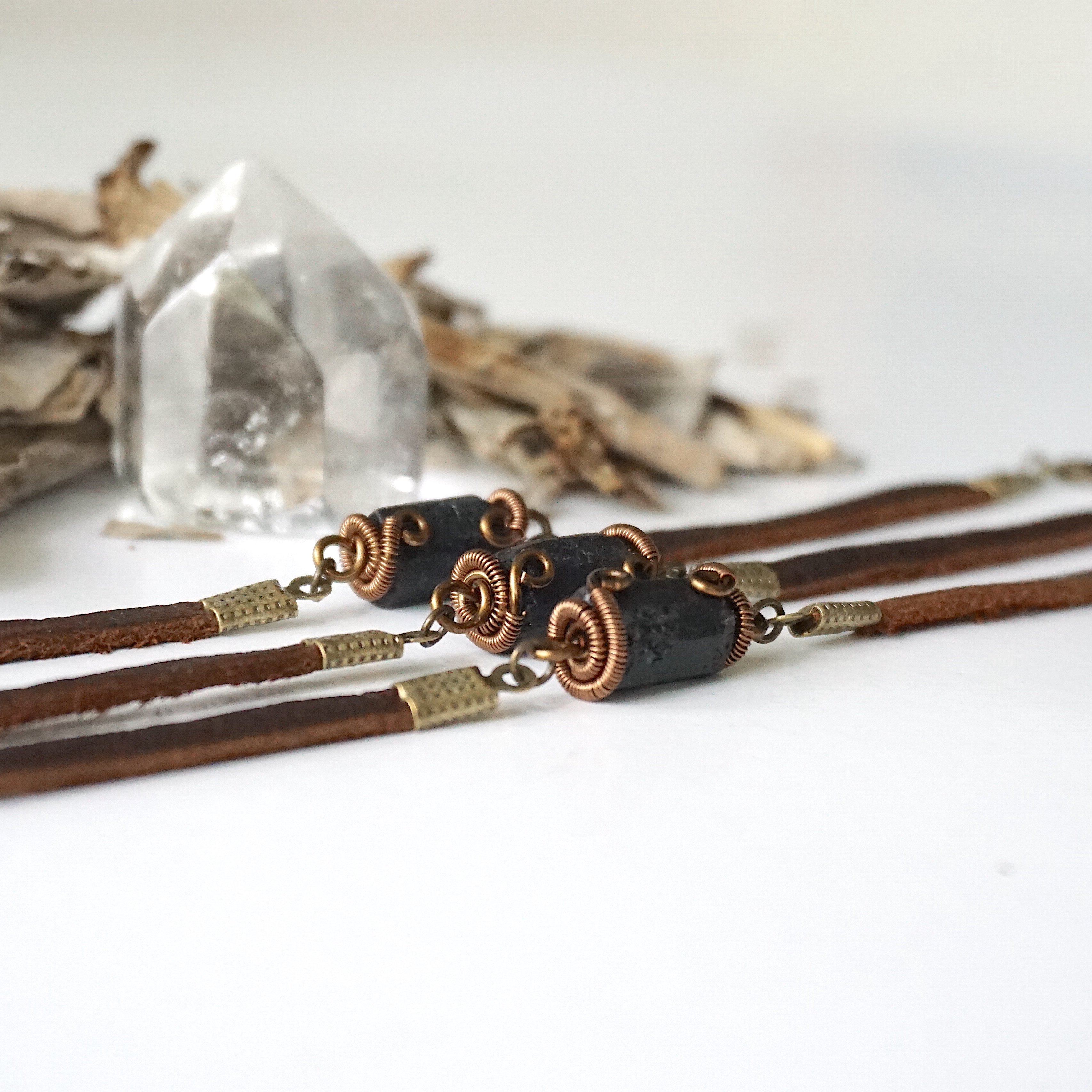Black Tourmaline Bracelet with Brown Leather Cord - Natural Stone Protection Jewelry for Men & Women - Perfect for Meditation, Energy Cleansing & Everyday Wear
