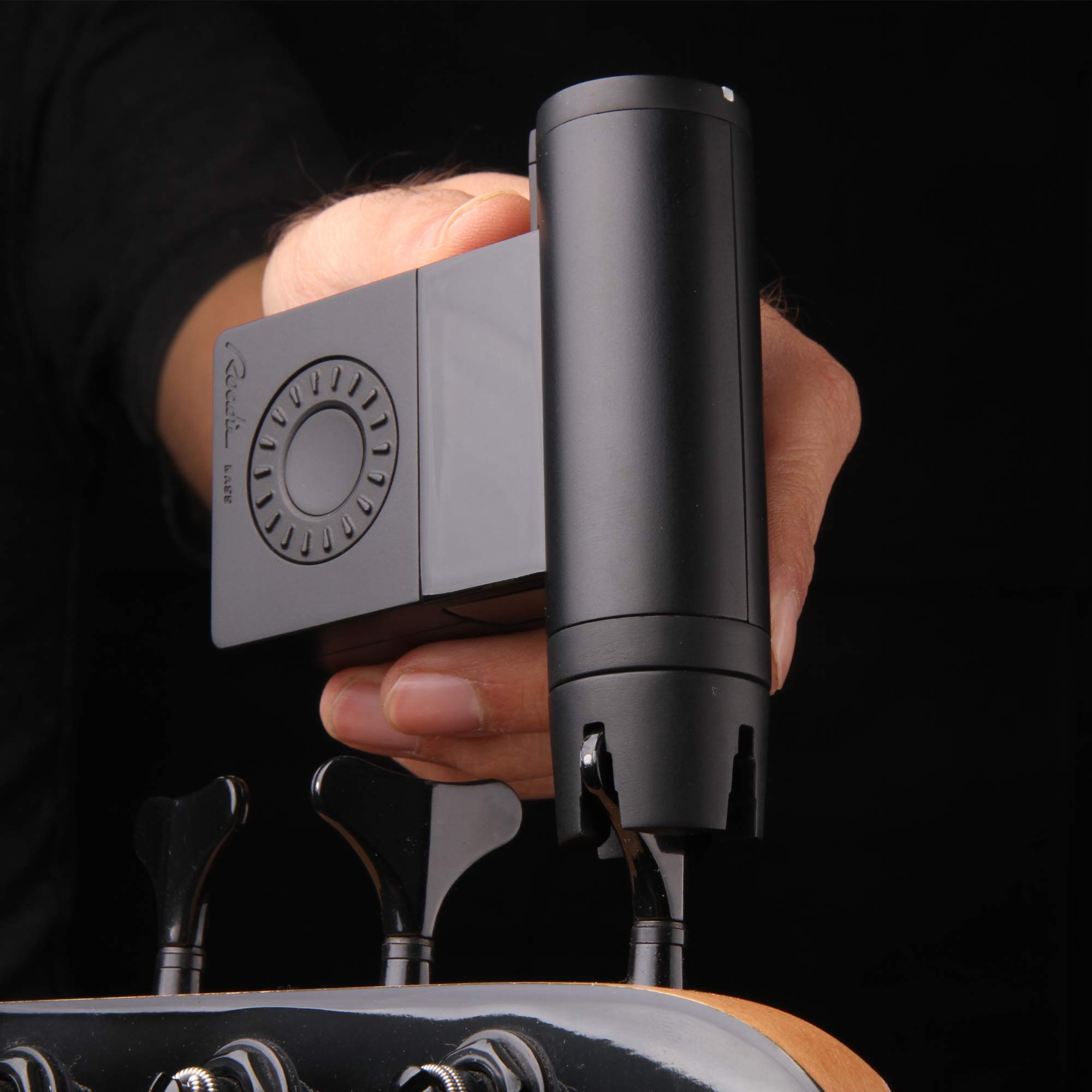 ROADIE Roadie Bass - Smart Automatic Bass Guitar Tuner & String Winder for All String Instruments (Bass, Electric, Acoustic Guitars, Ukulele, Banjo, Mandolin) with 40+ Alternate Tunings - Perfect for Live Performances, Studio Recording & Practice Sessions