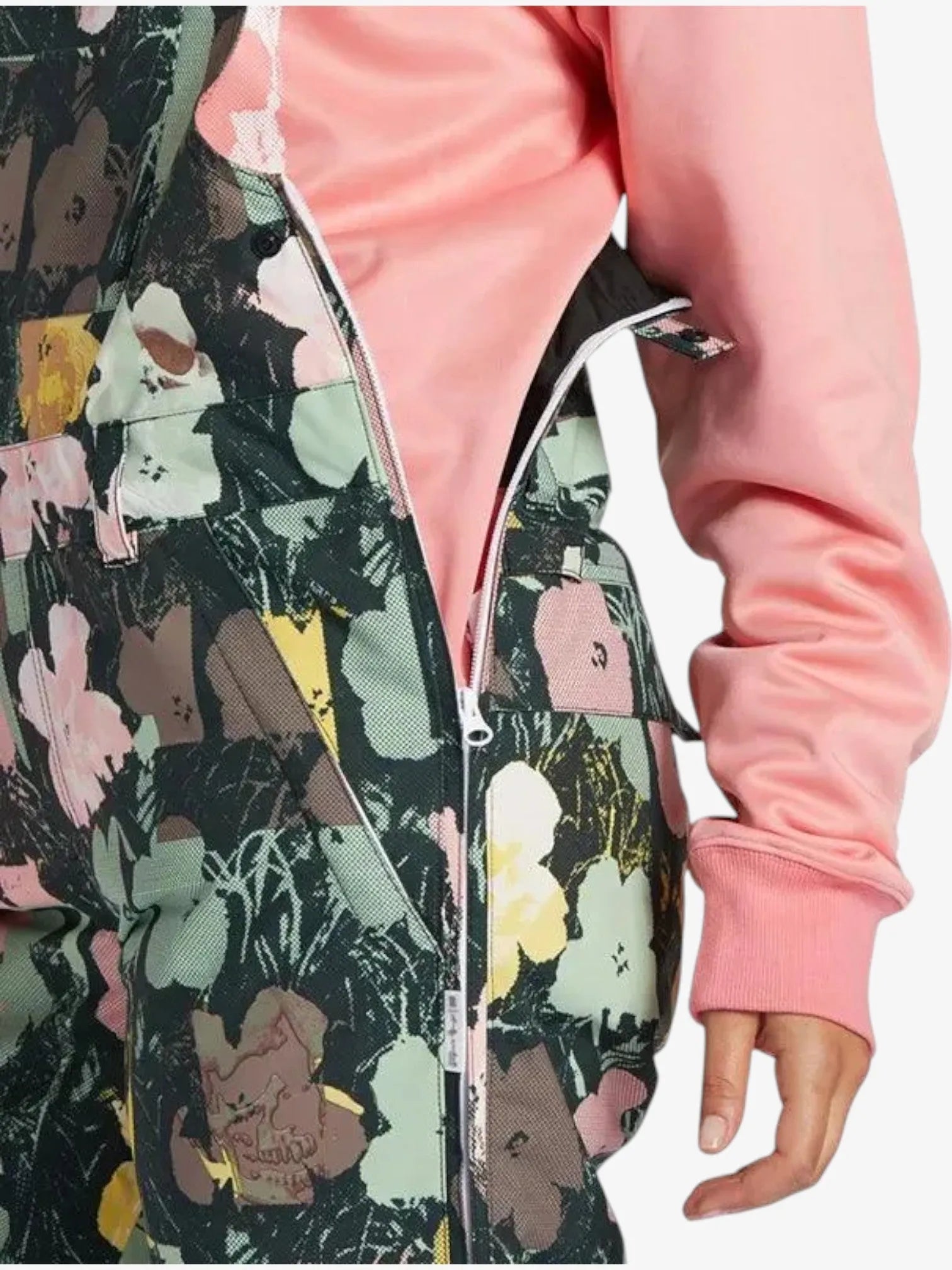 Entero DC Snow AW Valiant Women's Floral Snowboard - Perfect for Winter Sports & Mountain Adventures