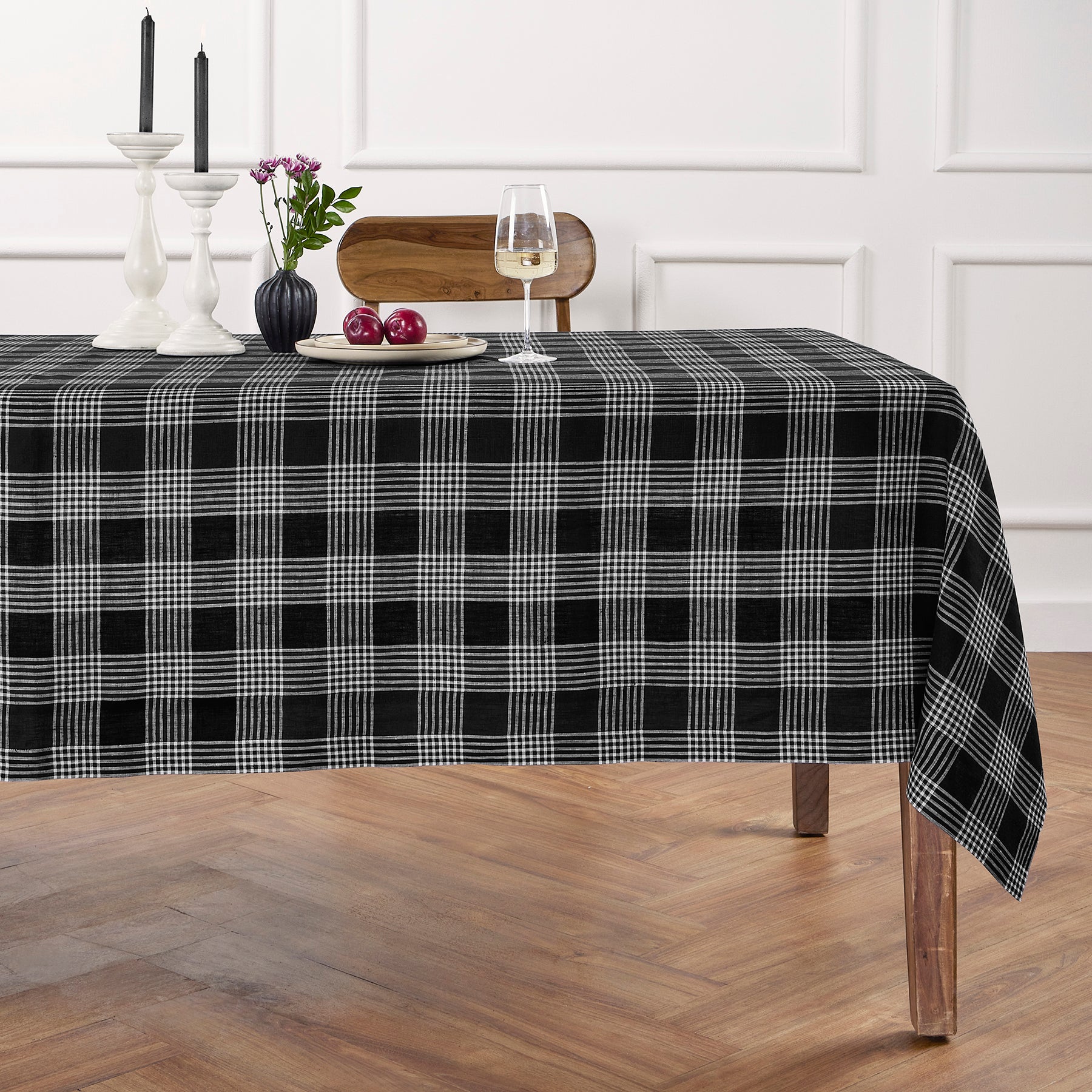 Glen Check Tablecloth - Classic Plaid Design for Dining Room, Kitchen, and Party Decor - Waterproof & Stain-Resistant