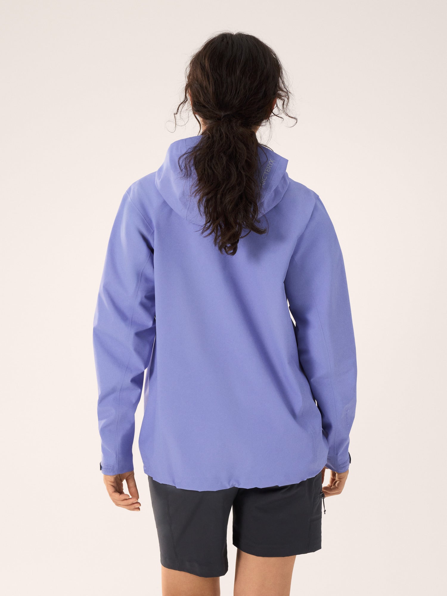 Beta Jacket for Women - Lightweight Waterproof Windbreaker - Perfect for Hiking, Running & Outdoor Adventures | X000007702