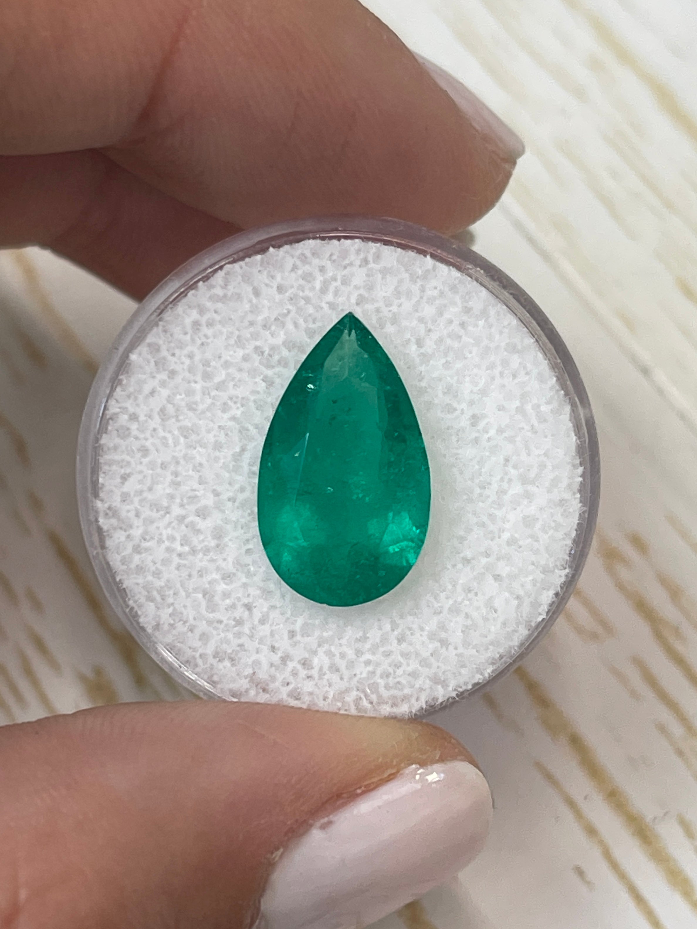 4.73 Carat 16x10mm Deep Green Natural Loose Colombian Emerald Pear Cut Gemstone for Jewelry Making, Engagement Rings & Luxury Gifts