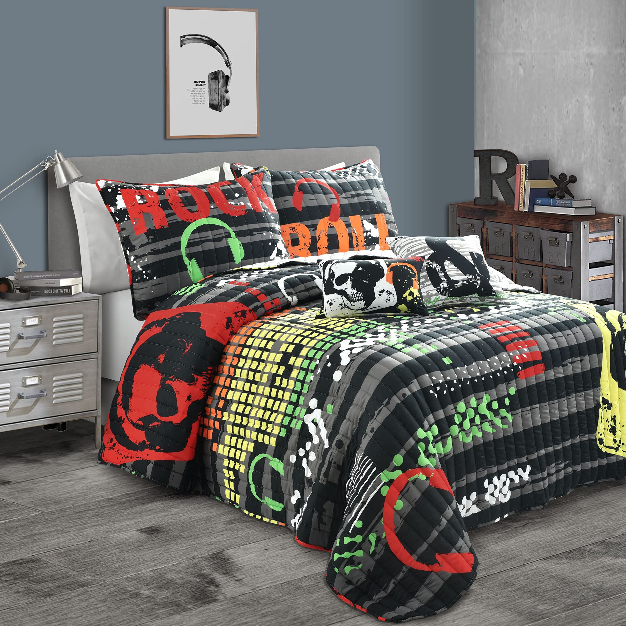 Lush Decor Reversible Quilt Set - Full/Queen, Black - Rock N Roll Style for Bedroom Decor