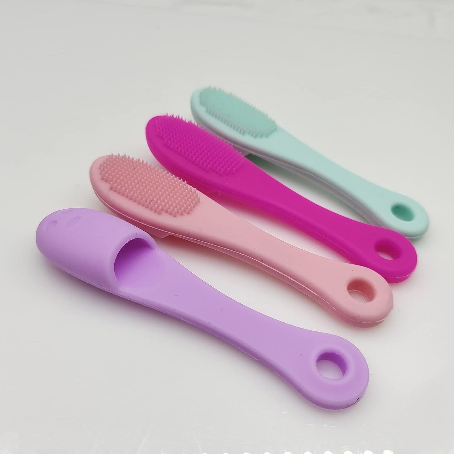 Dhanuom Silicone Face Scrubber - 2 Pack Multicolor Facial Cleansing Brush for Pore Cleansing, Gentle Exfoliation & Blackhead Removal - Perfect for Daily Skincare & Travel Beauty Routine