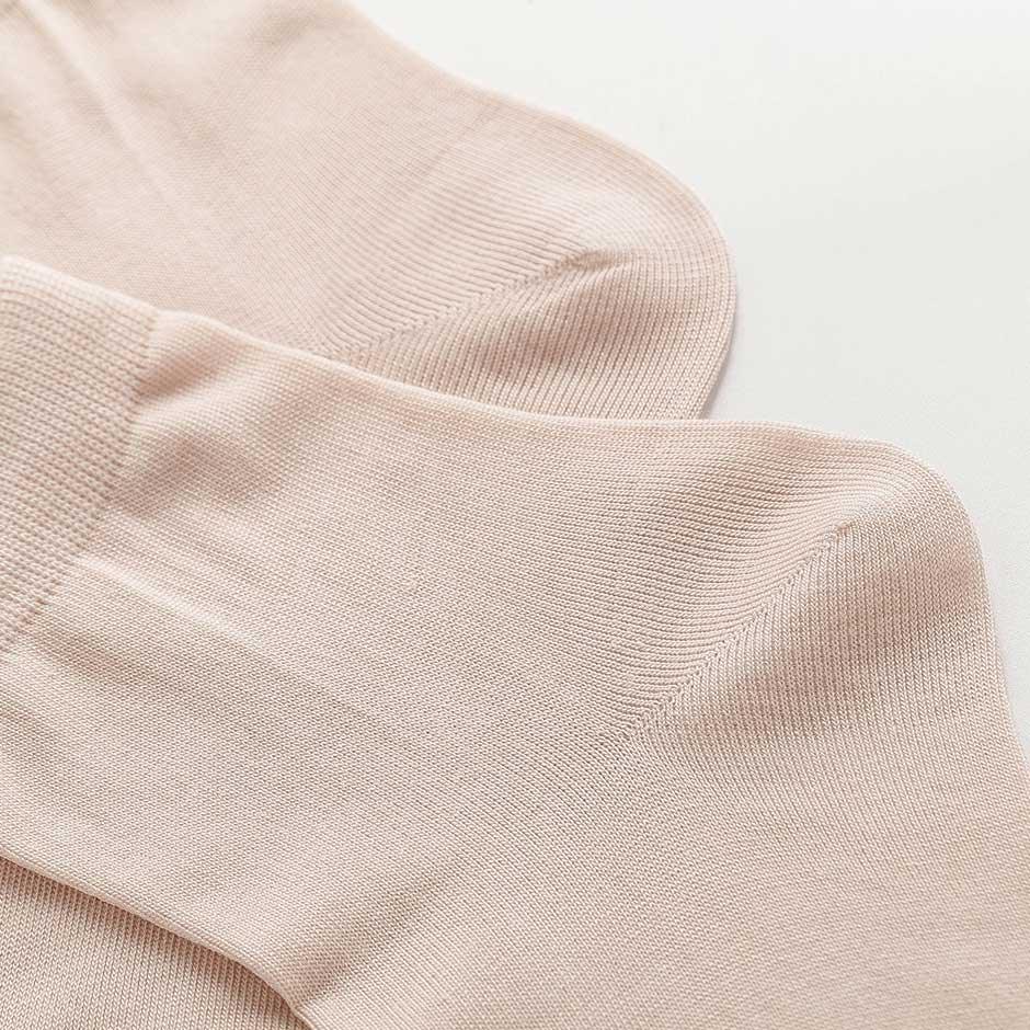 Soft & Skin-Friendly Women's Silk Socks - Breathable & Comfortable for Sleeping, Yoga & Daily Wear