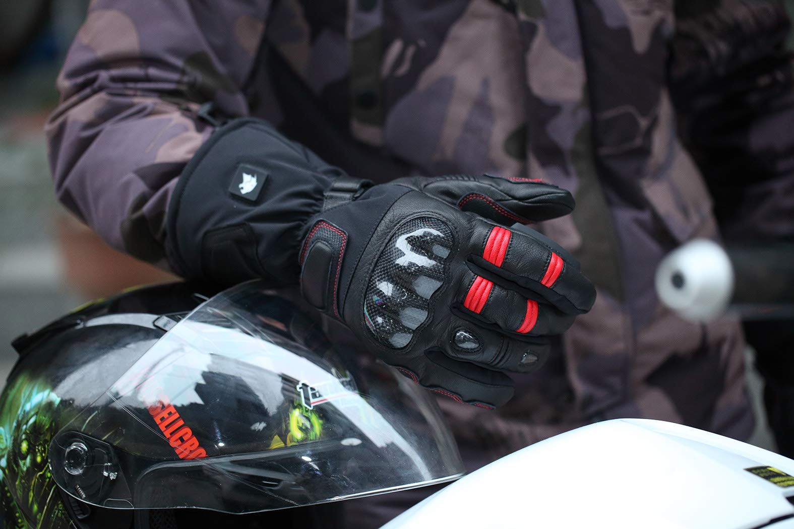 Smilodon Rechargeable Battery Heated Gloves for Men & Women - Electric Warming Winter Gloves for Skiing, Snowboarding, Hiking & Outdoor Activities