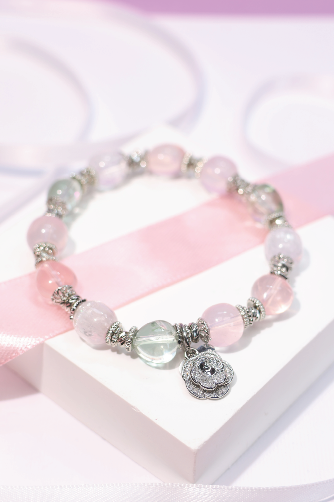Art De Vivre Heart of Paris Bracelet - Elegant French-Inspired Jewelry for Women | Perfect for Date Nights, Weddings & Special Occasions