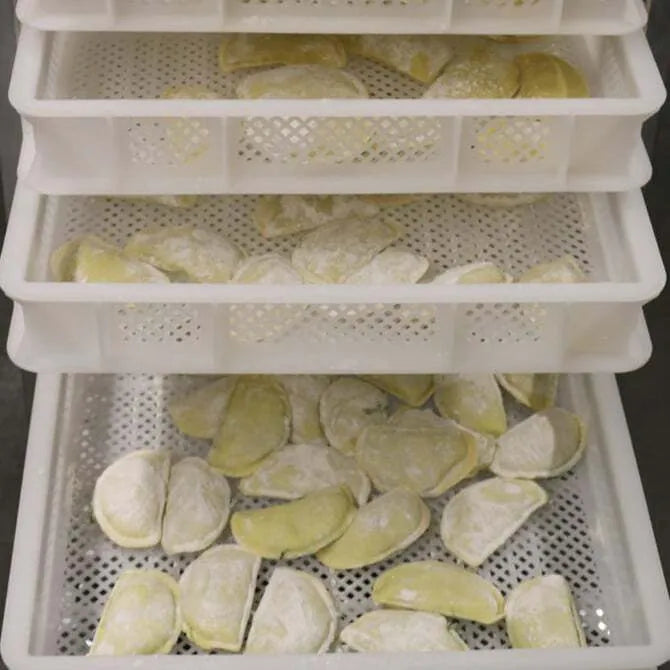 Arcobaleno Solid Pasta Tray - Compatible with Cartina Cart (APC8) & Pisa Rack (APC20) - Perfect for Restaurant Kitchen Storage & Pasta Display