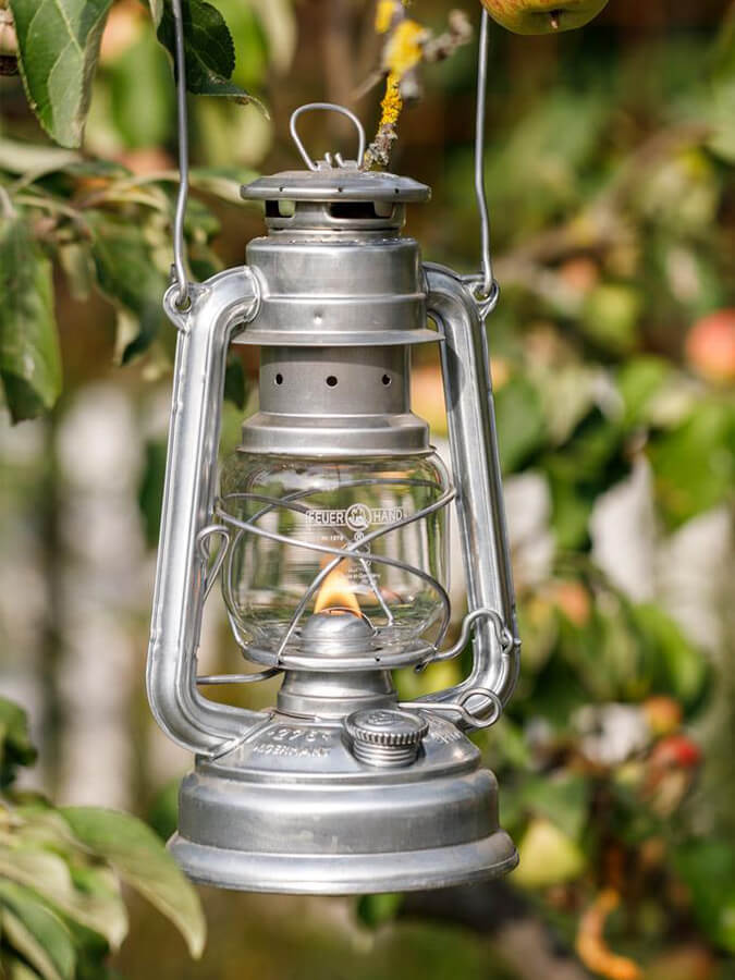 Feuerhand Baby Special 276 Hurricane Lantern - Vintage Outdoor Camping Light for Emergency, Garden, Patio & Power Outages