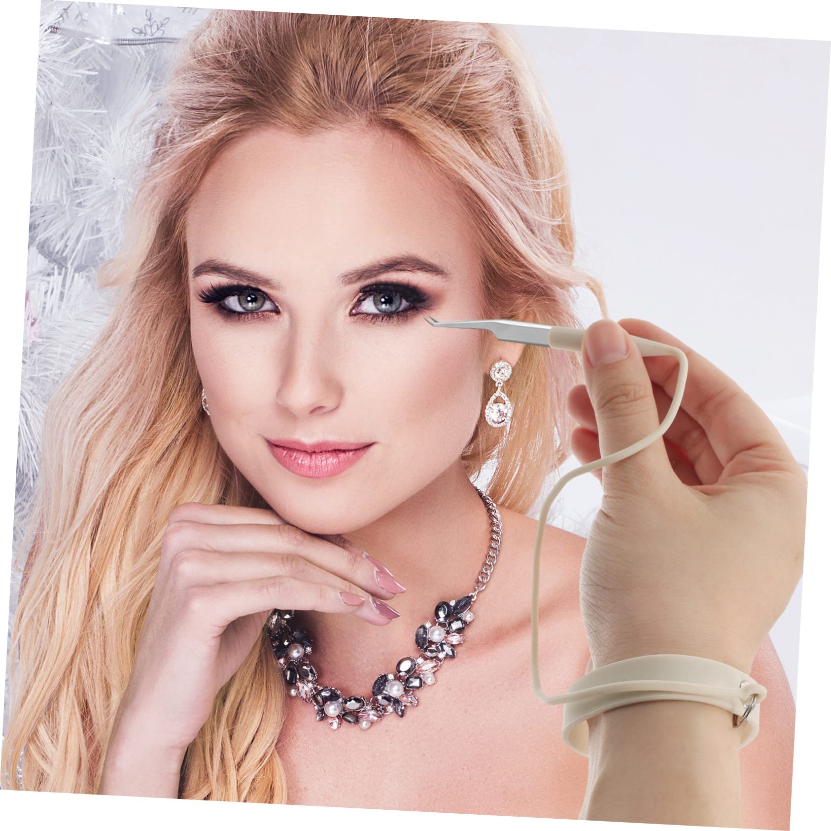 Professional Eyelash Extension Applicator Holder - Adjustable Wrist Band for Lash Tweezers & Tools | Perfect for Lash Technicians, DIY Beauty & Salon Use | Comfortable Beauty Bracelet for Women