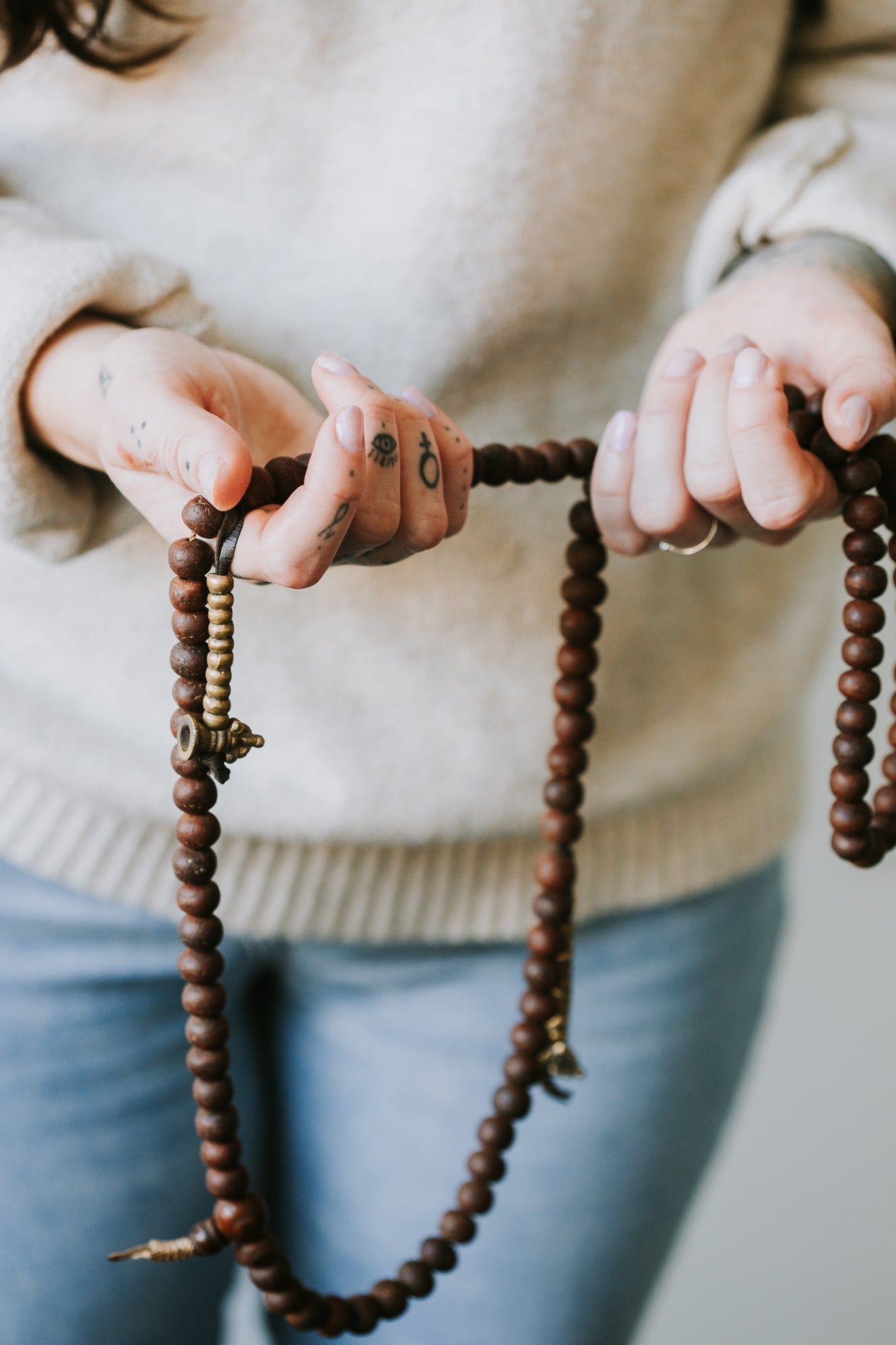 Authentic Bodhi Monk's Mala Beads - 108 Prayer Beads for Meditation, Yoga & Spiritual Practice - Buddhist Prayer Necklace for Mindfulness & Stress Relief