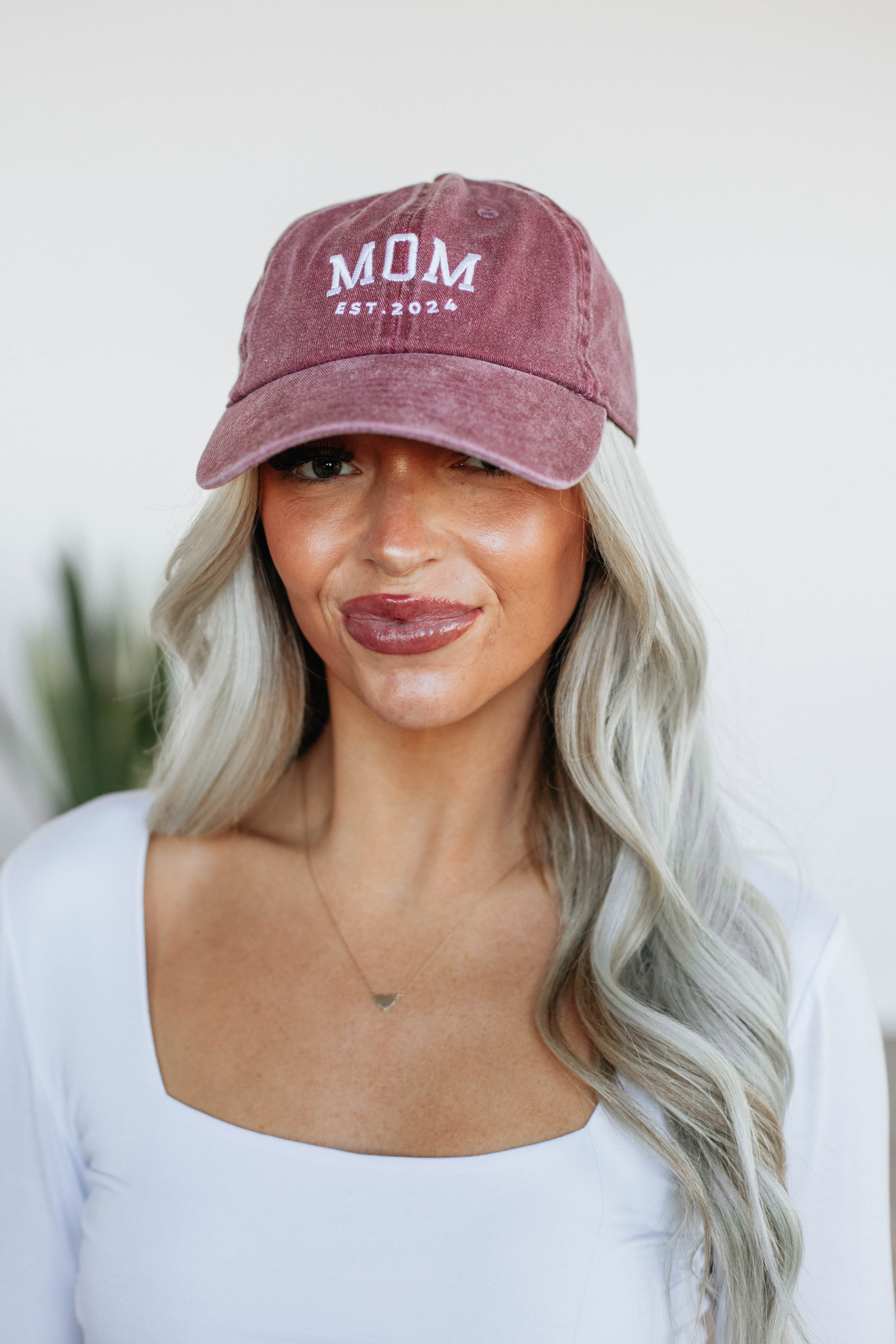 Stylish Mom Baseball Cap in Wine Red - Perfect for Outdoor Activities, Sports & Casual Wear