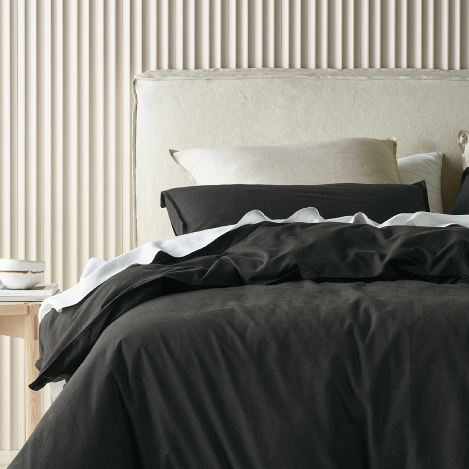 Premium Acacia Charcoal Quilt Cover Set by Bianca - Breathable & Hypoallergenic Bedding for All Seasons - Perfect for Master Bedrooms, Guest Rooms & Dorm Decor