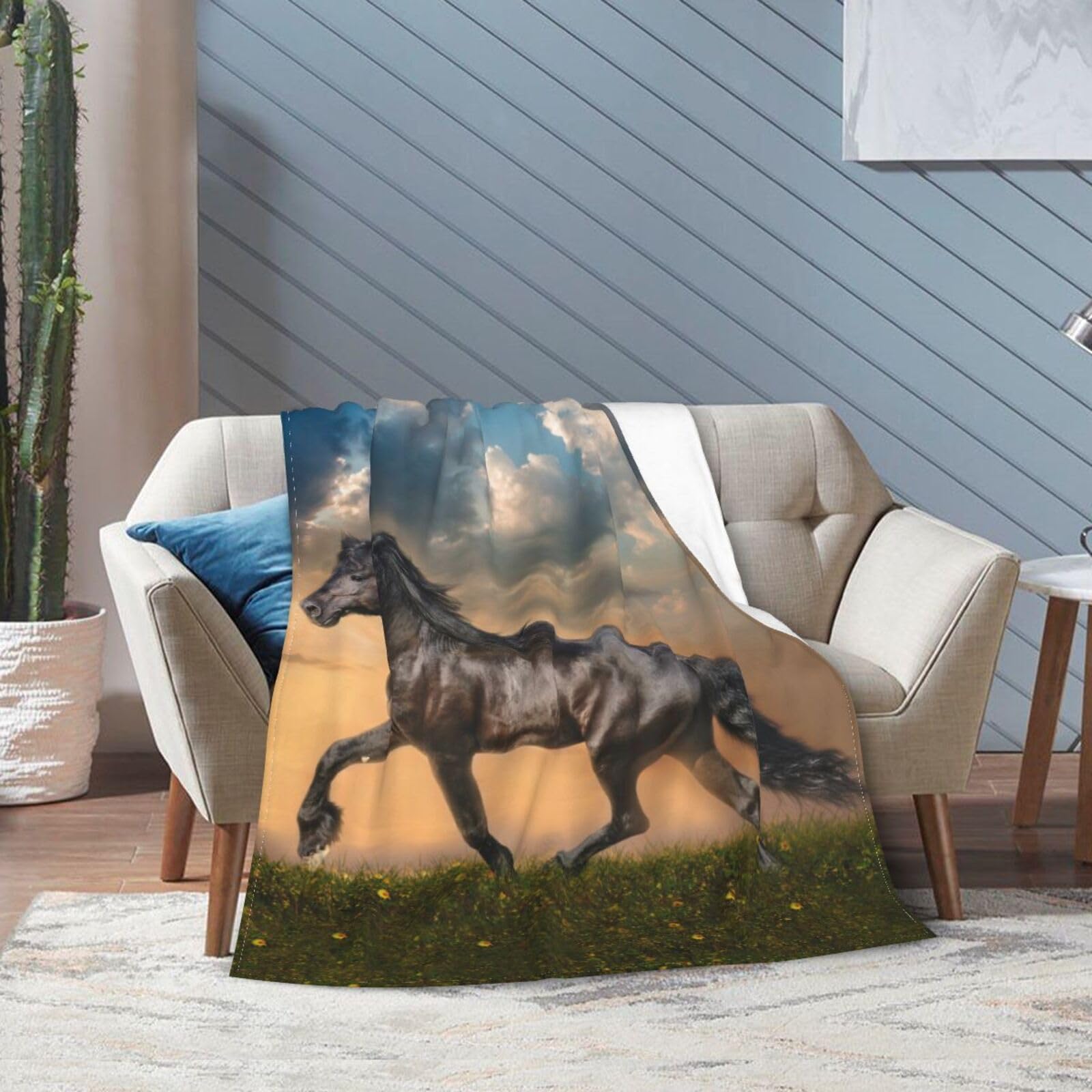Galloping Horse Print Flannel Throw Blanket - 60