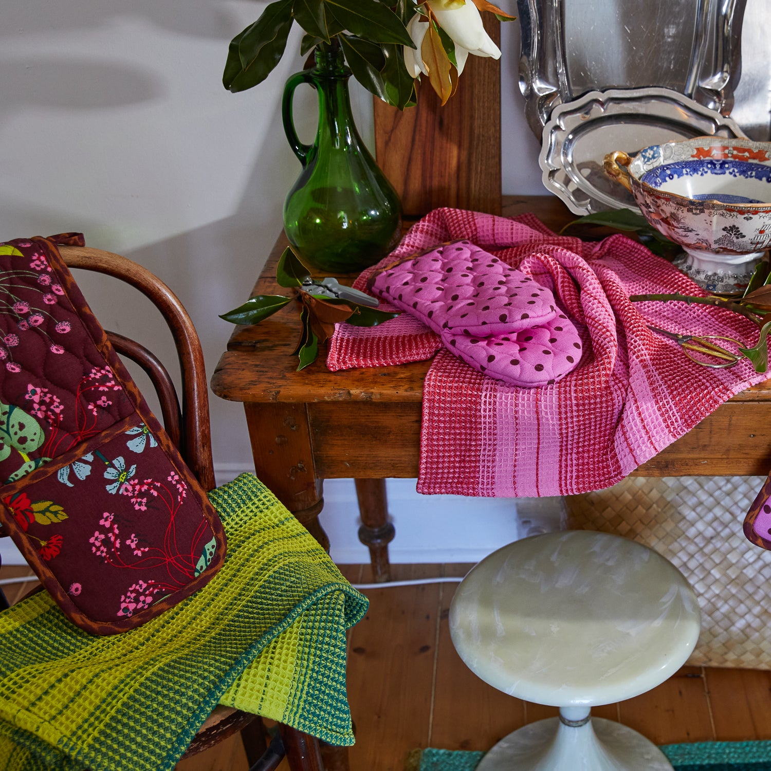 Premium Brigitte Tea Towel in Elegant Chartreuse - Perfect for Kitchen, Dining & Gift Giving