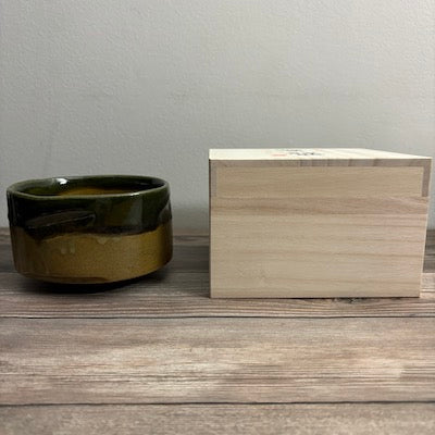 Premium Matcha Bowl Set - Handcrafted Japanese Oribe Ceramic Tea Cup for Traditional Matcha Green Tea Ceremony - Perfect for Zen Meditation, Tea Lovers & Japanese Culture Enthusiasts
