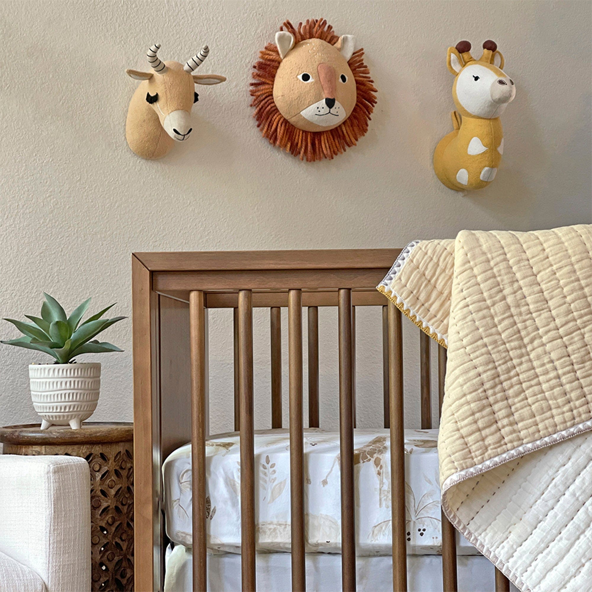 Cute Lion Plush Head Wall Decor for Nursery & Kids Room - Soft Animal Plaque for Baby Shower Gifts & Nursery Decoration