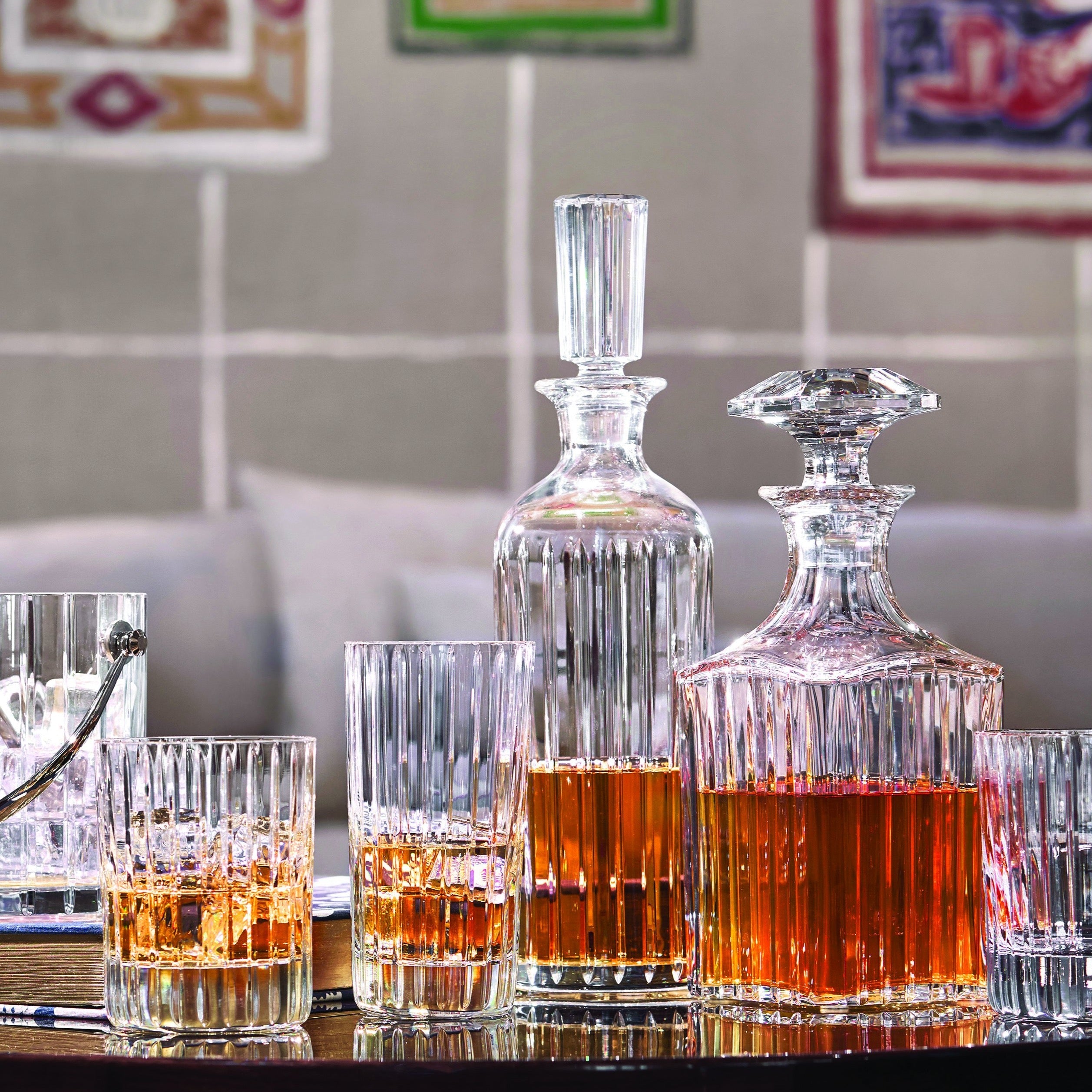 Premium Harmonie Round Crystal Wine Decanter with Elegant Design - Perfect for Red Wine, Whiskey & Liquor Aeration - Ideal for Dinner Parties, Gifts & Home Bar Accessories