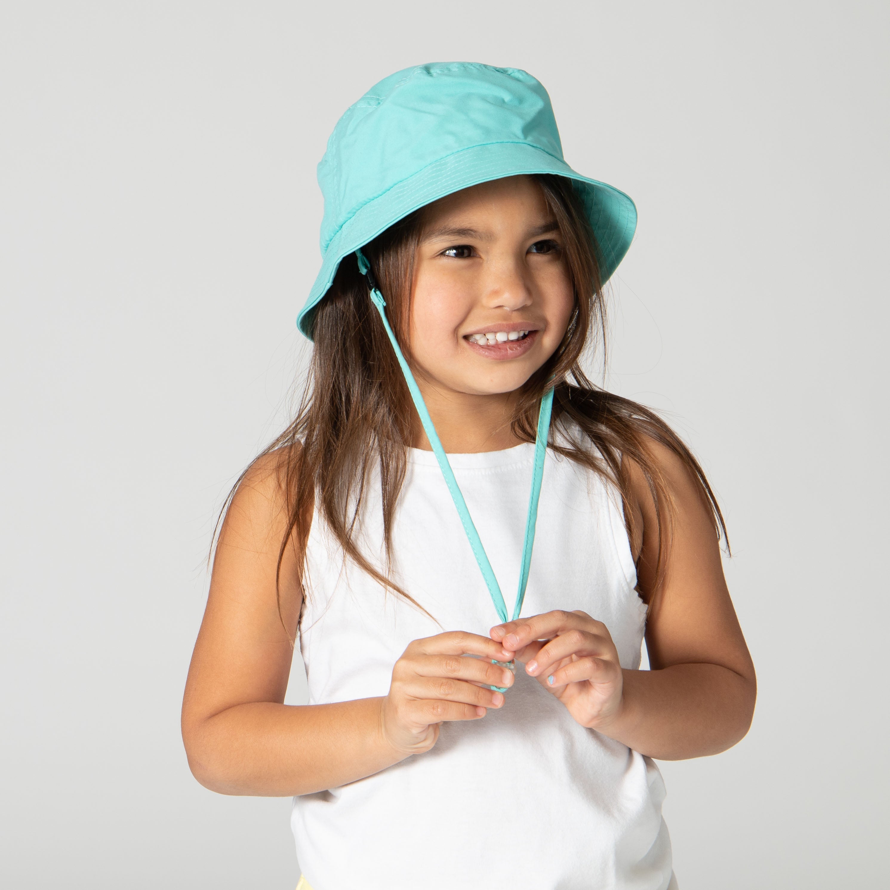 Kids' Colorful Bucket Hat with Adjustable Chin Strap & Quick-Release Clip - Perfect for Outdoor Play, Beach, and Sun Protection