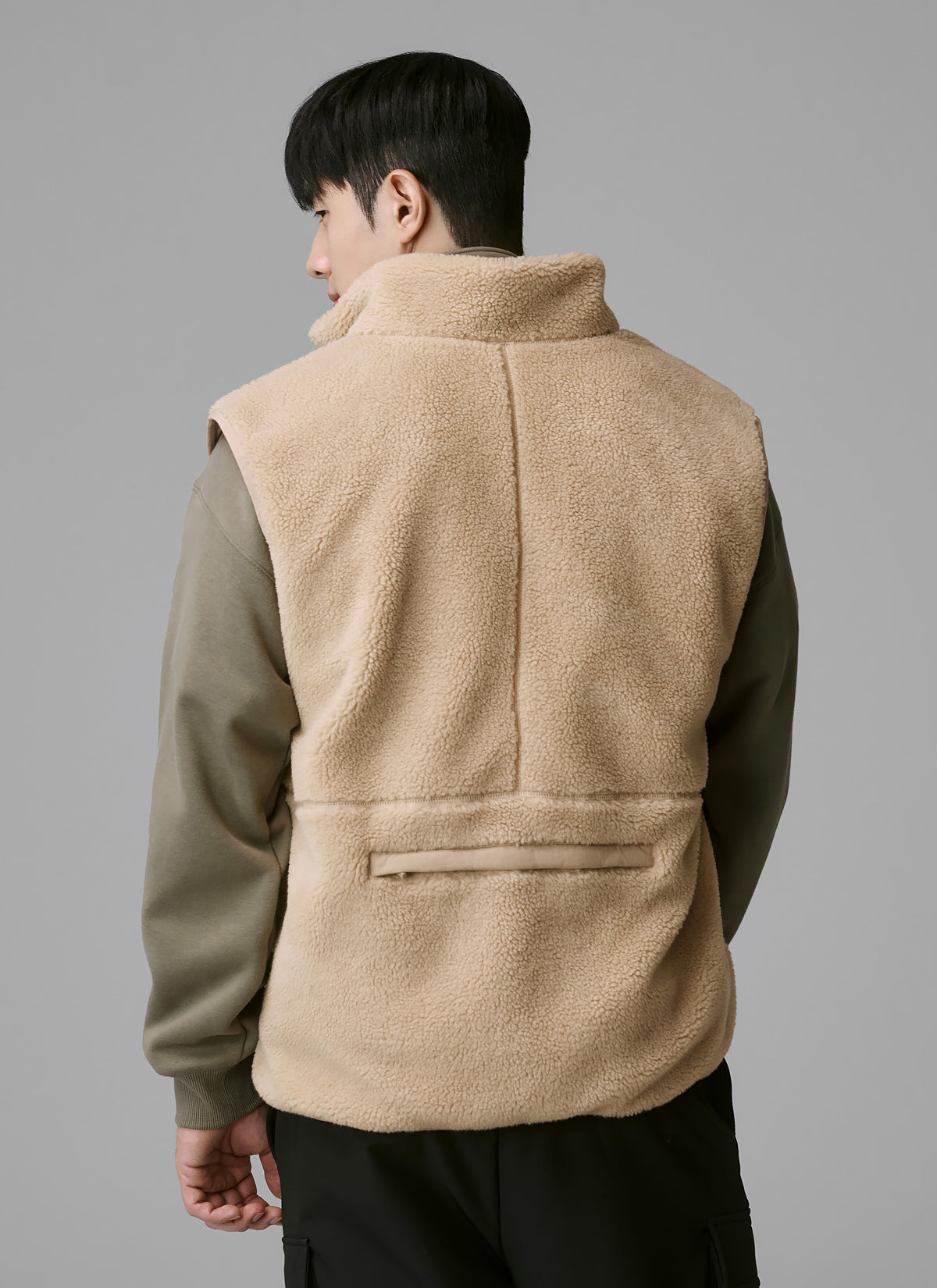 Men's Lightweight Fleece Vest with Multiple Pockets for Outdoor Hiking, Camping & Travel - Warm Layered Jacket for Winter Sports