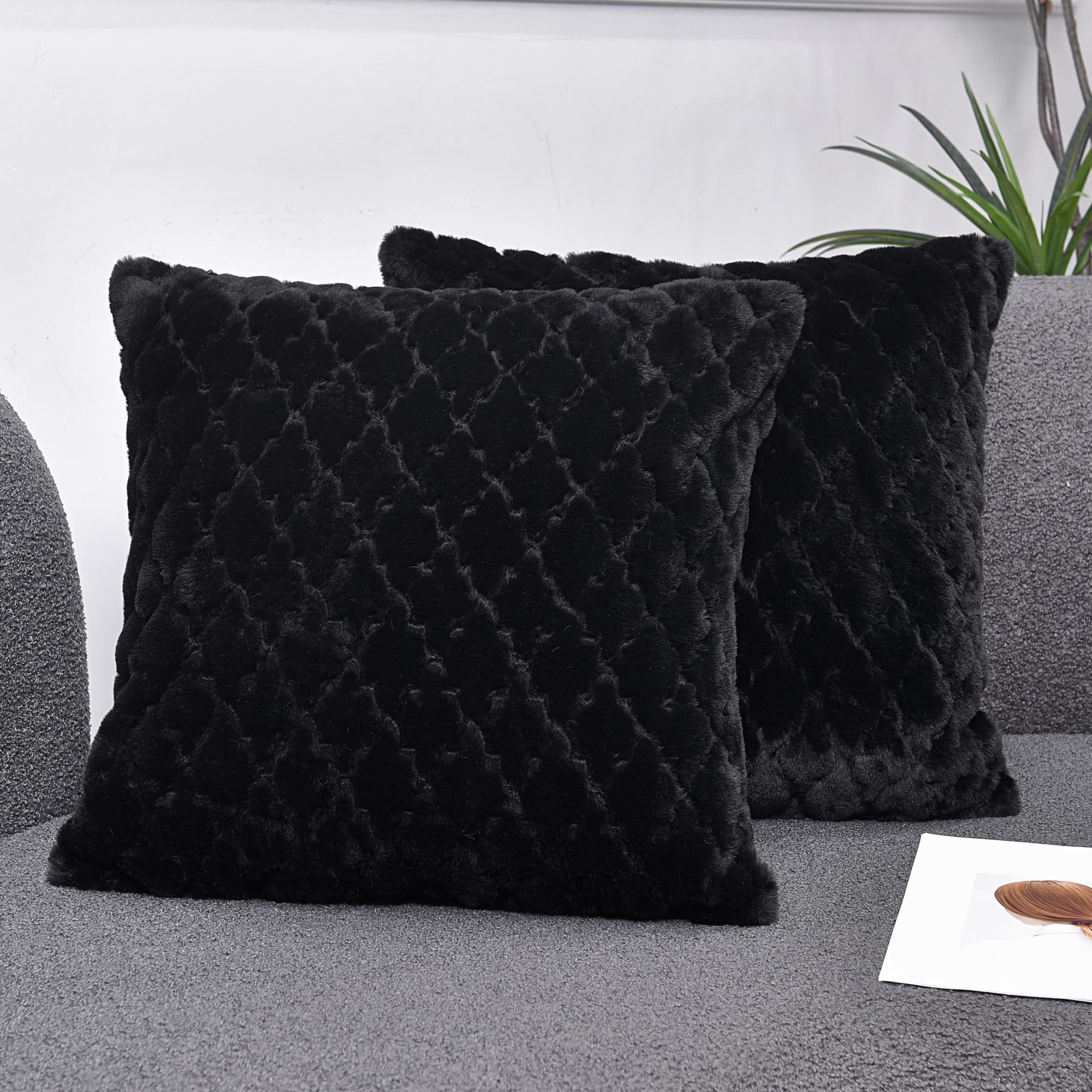 NianEr Fluffy Faux Fur Throw Pillow Covers Set of 2 - 20x20 Inch Square Decorative Couch Pillow Cases for Sofa, Bed, Living Room - Soft & Cozy Black Accent Pillows for Winter Home Decor & Gift Giving