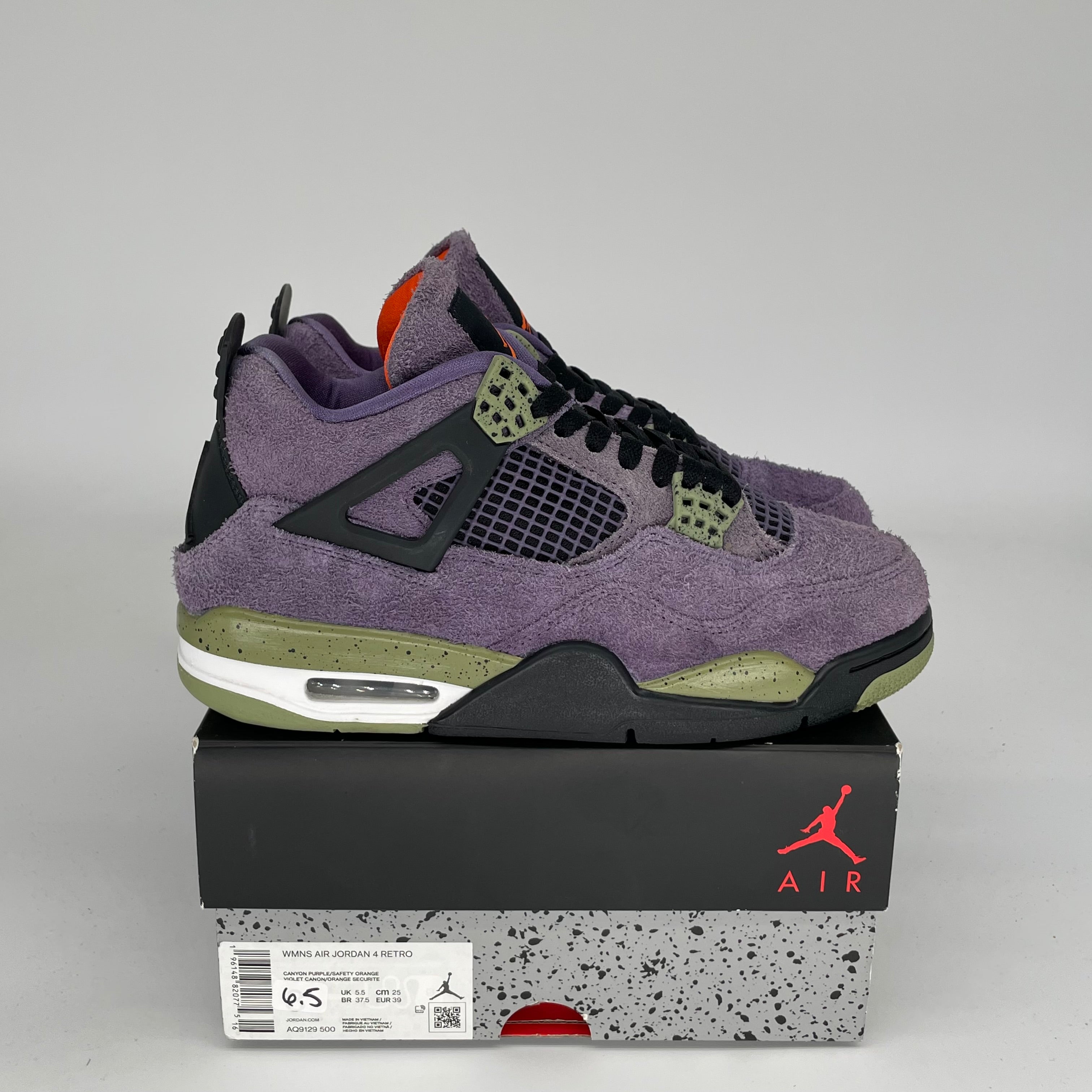 AIR JORDAN 4 Retro 