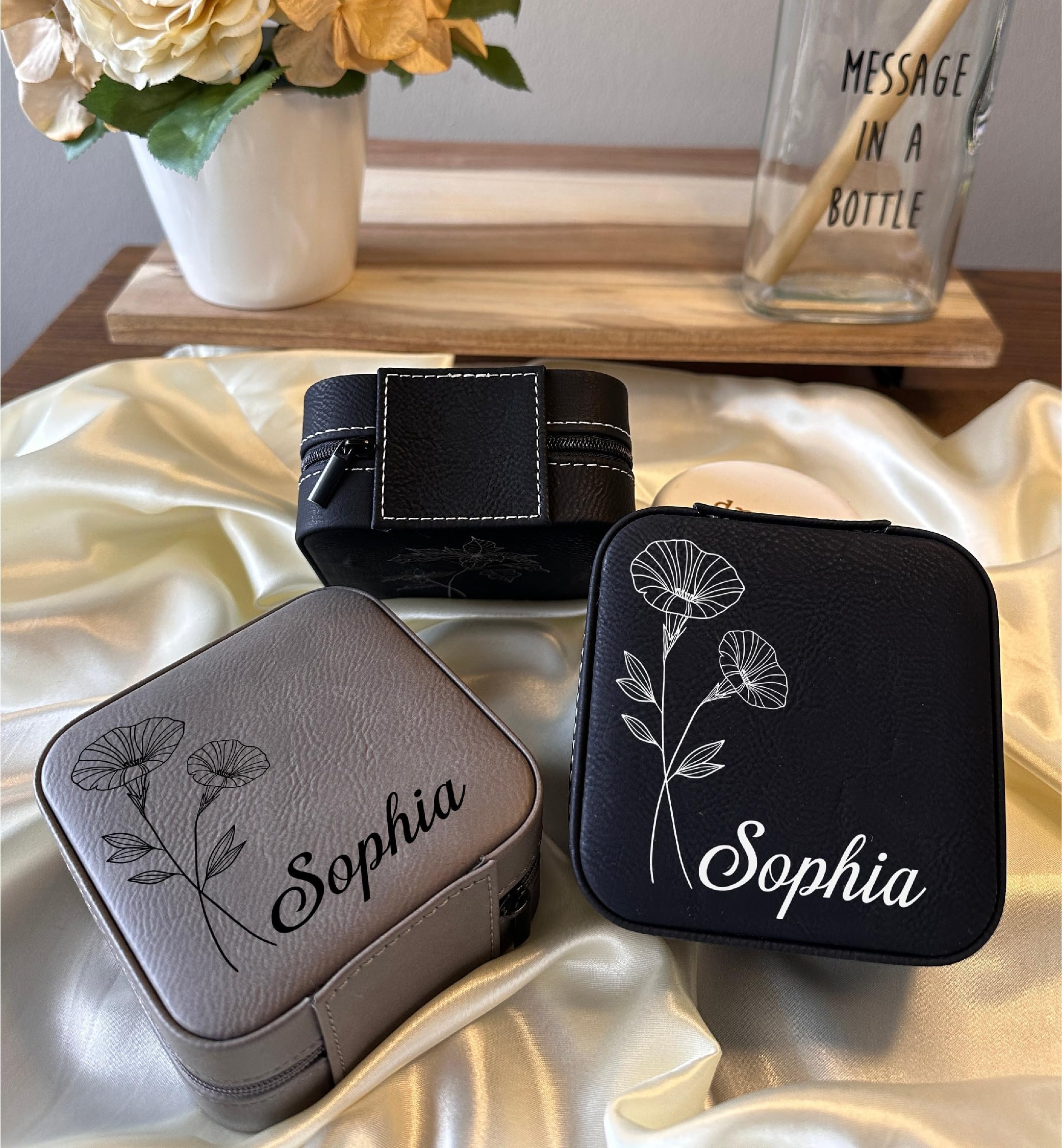 Personalized Birth Month Flower Jewelry Travel Box - Vegan Leather Custom Jewelry Case with Floral Design | Perfect Valentine's Gift for Women, Travel Jewelry Organizer for Necklaces & Rings