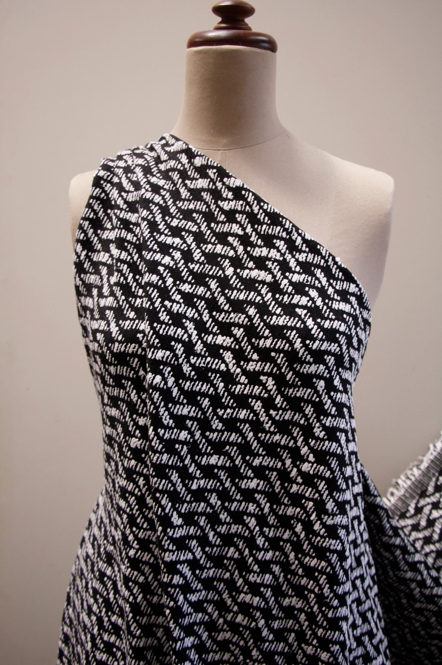 Stylish Black & White Tweed Fabric - Perfect for Upholstery, Fashion Design, and Home Decor Projects