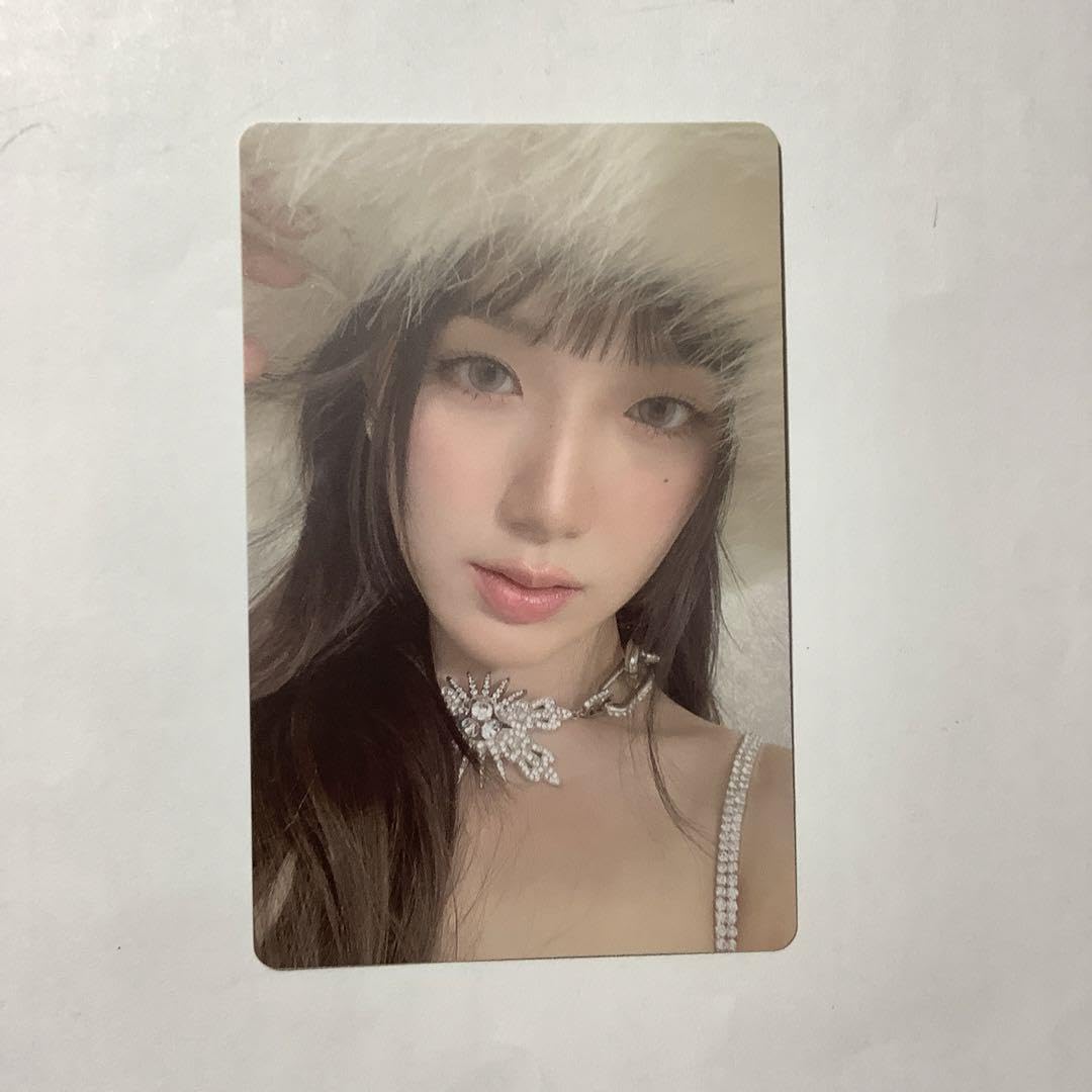 (G) IDLE Super Lady Official Trading Card - K-Pop Collectible for Fans, Albums, and Gifts | Perfect for Concerts, Fan Meetings, and Display Collections