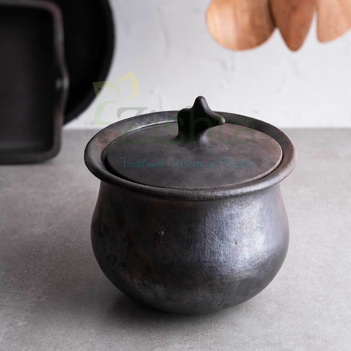 Hamlei Authentic Manipur Black Pottery Gravy Pot - Handcrafted Indian Clay Cooking Pot for Stews, Soups & Traditional Dishes - Perfect for Home Kitchens & Cultural Dining Experiences