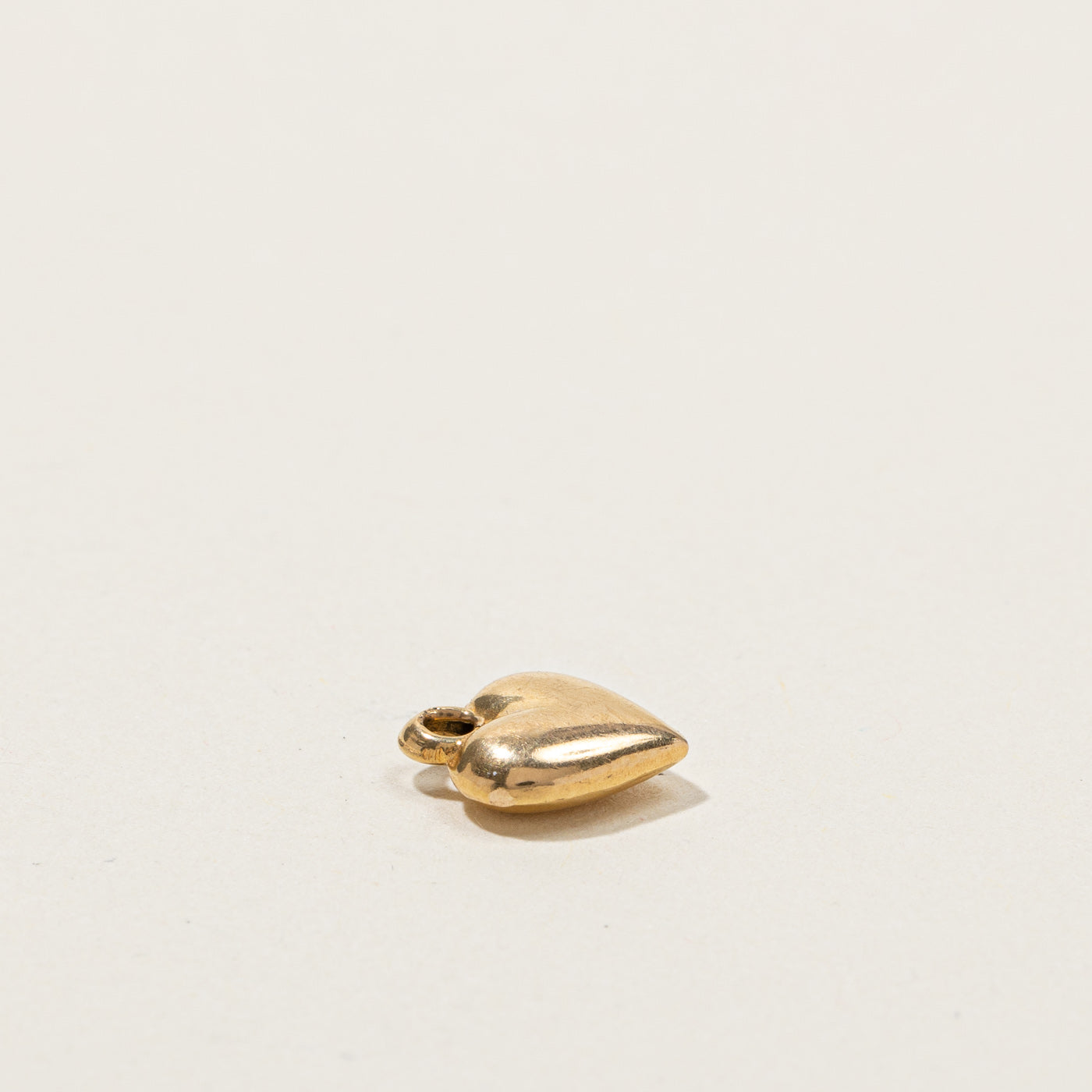 18K Gold Heart Charm Pendant Necklace for Women - Elegant Valentine's Day Gift, Birthday Present & Everyday Jewelry Accessory
