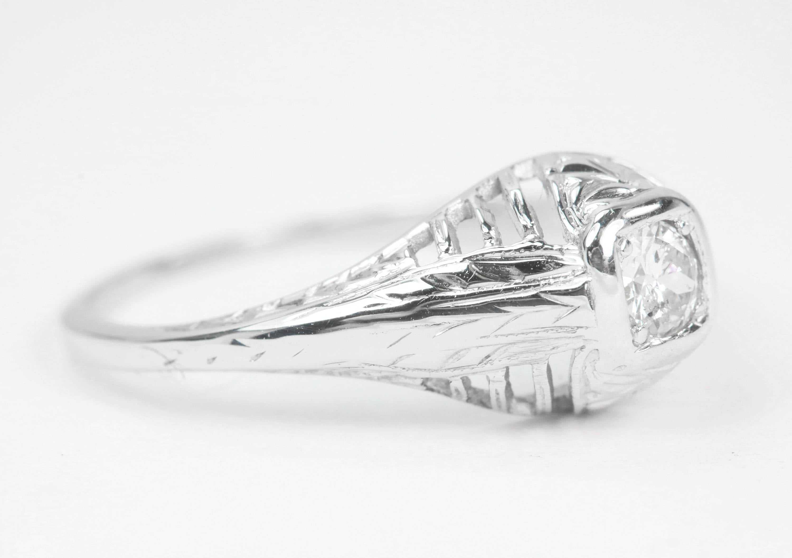 0.20 Carat Old European Cut Diamond Solitaire Engagement Ring in 18K Gold - Perfect for Proposals, Weddings & Anniversary Gifts